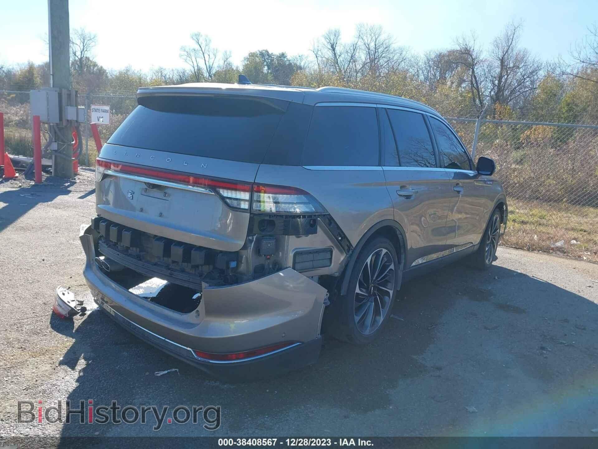 2021 LINCOLN AVIATOR - VIN: 5LM5J7WC1MGL17384 - Фото 4