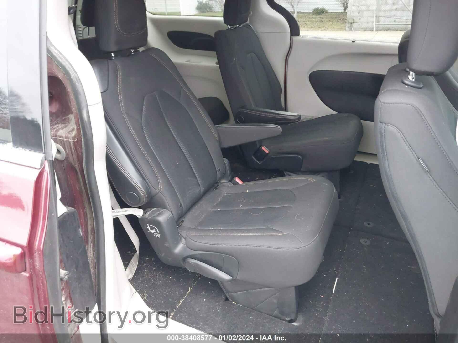 2018 CHRYSLER PACIFICA - VIN: 2C4RC1FG2JR113237 - Photo 8