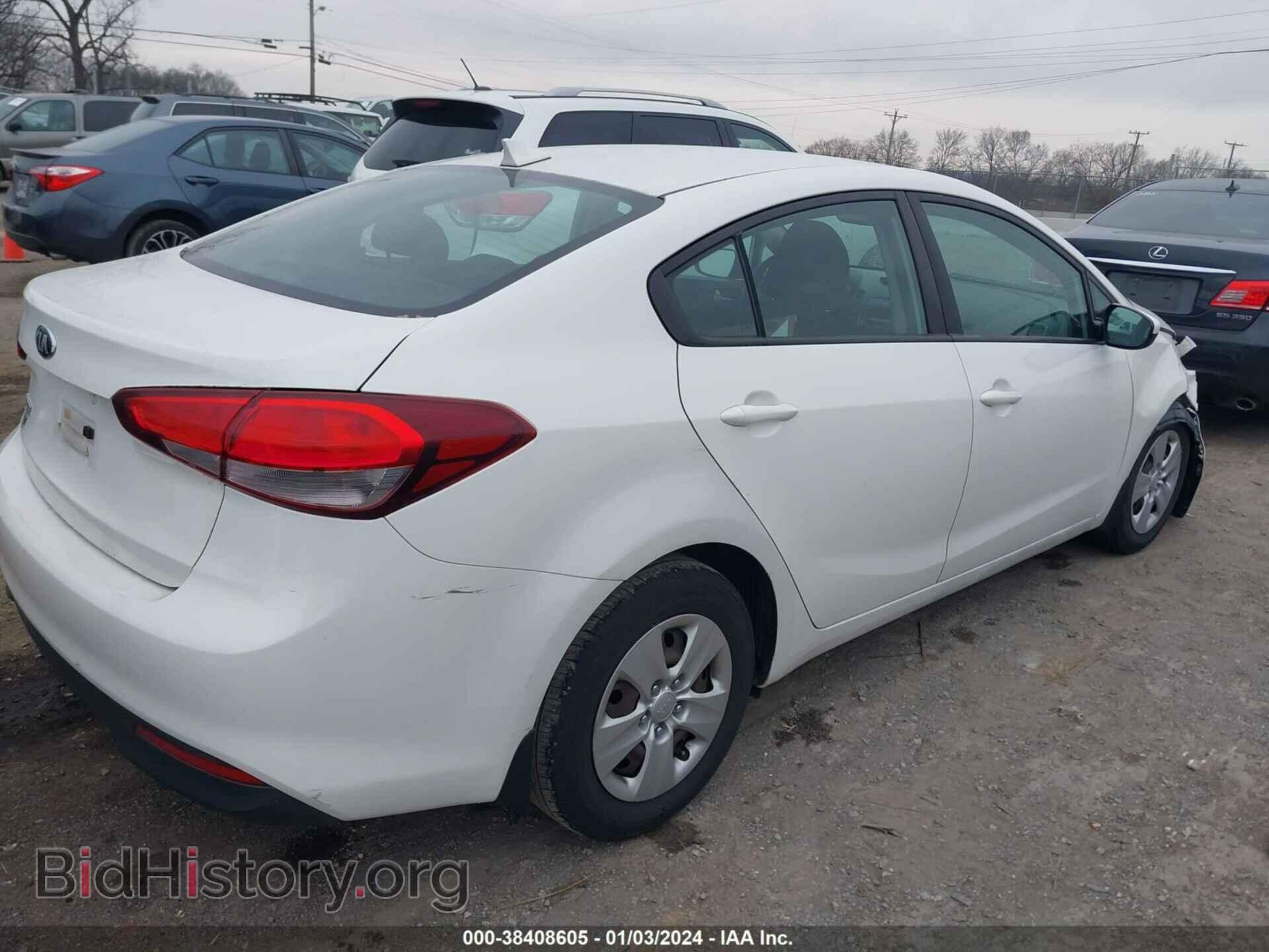 2017 KIA FORTE - VIN: 3KPFK4A79HE046985 - Фото 4