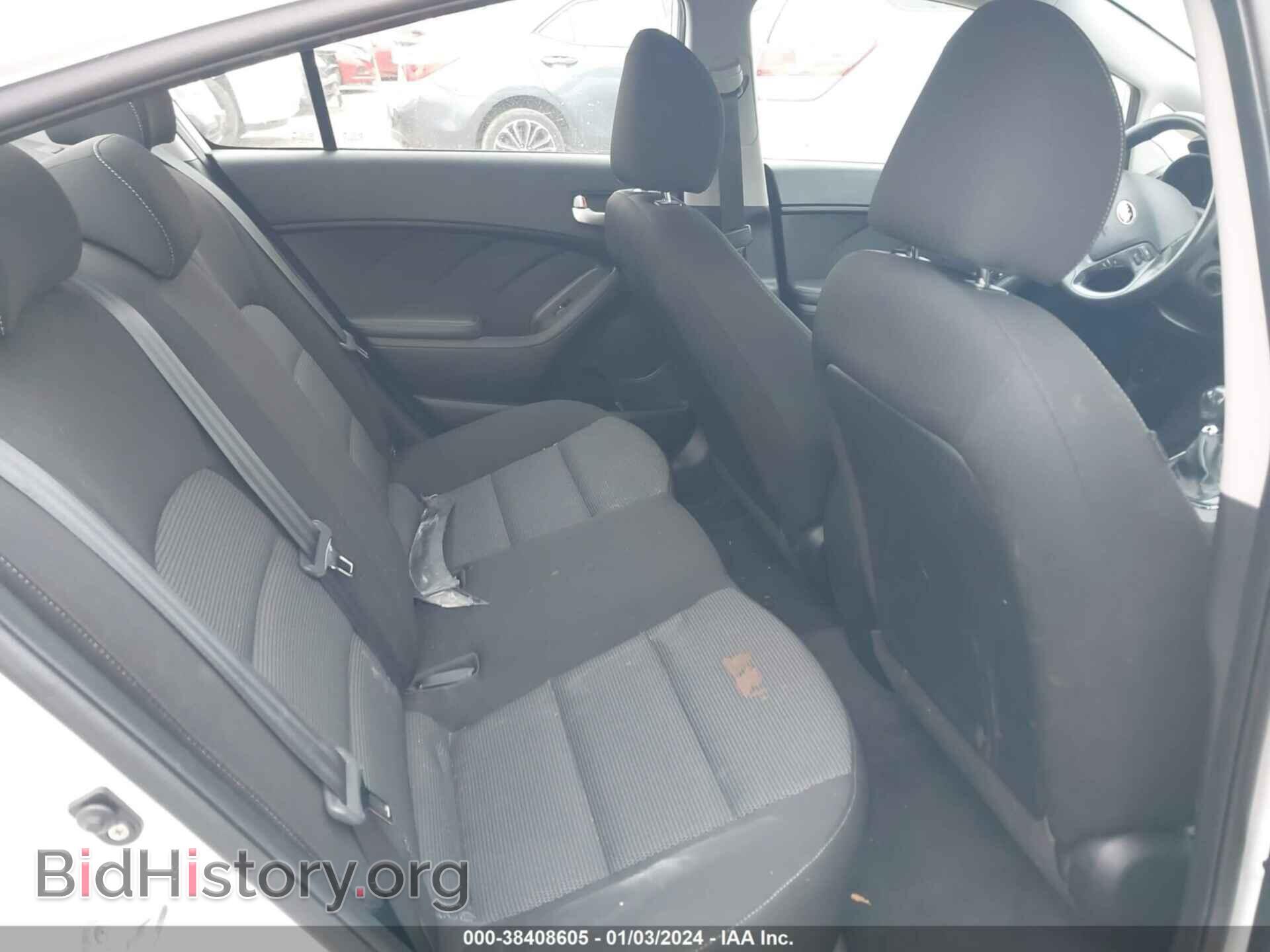 2017 KIA FORTE - VIN: 3KPFK4A79HE046985 - Фото 8