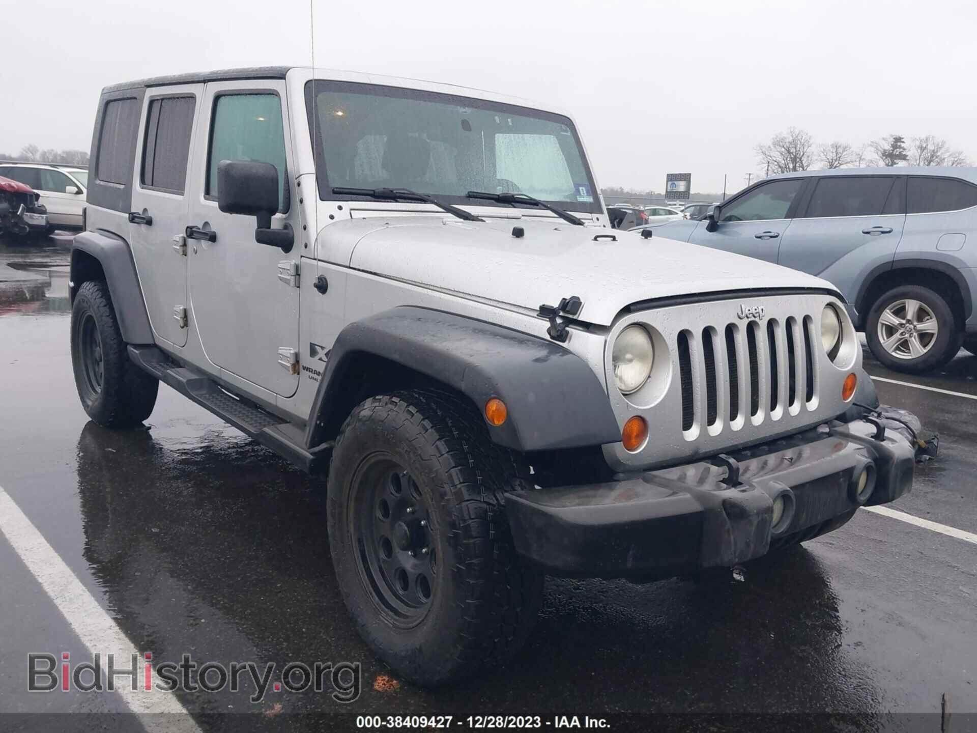 Фотография 1J4GA39107L102491 - JEEP WRANGLER 2007