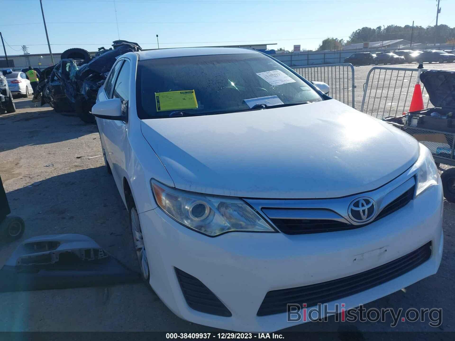 Photo 4T4BF1FK3DR293575 - TOYOTA CAMRY 2013