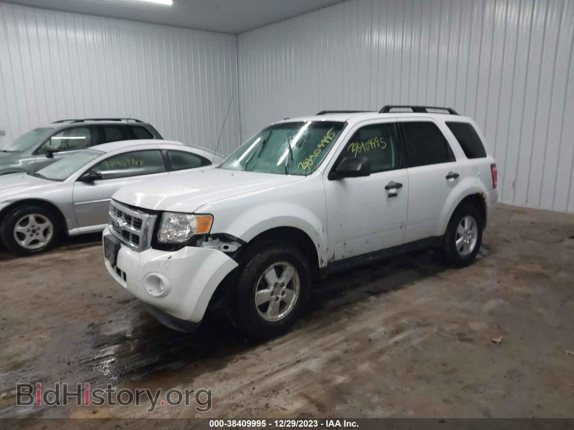 2012 FORD ESCAPE - VIN: 1FMCU9D7XCKC29450 - Фото 2