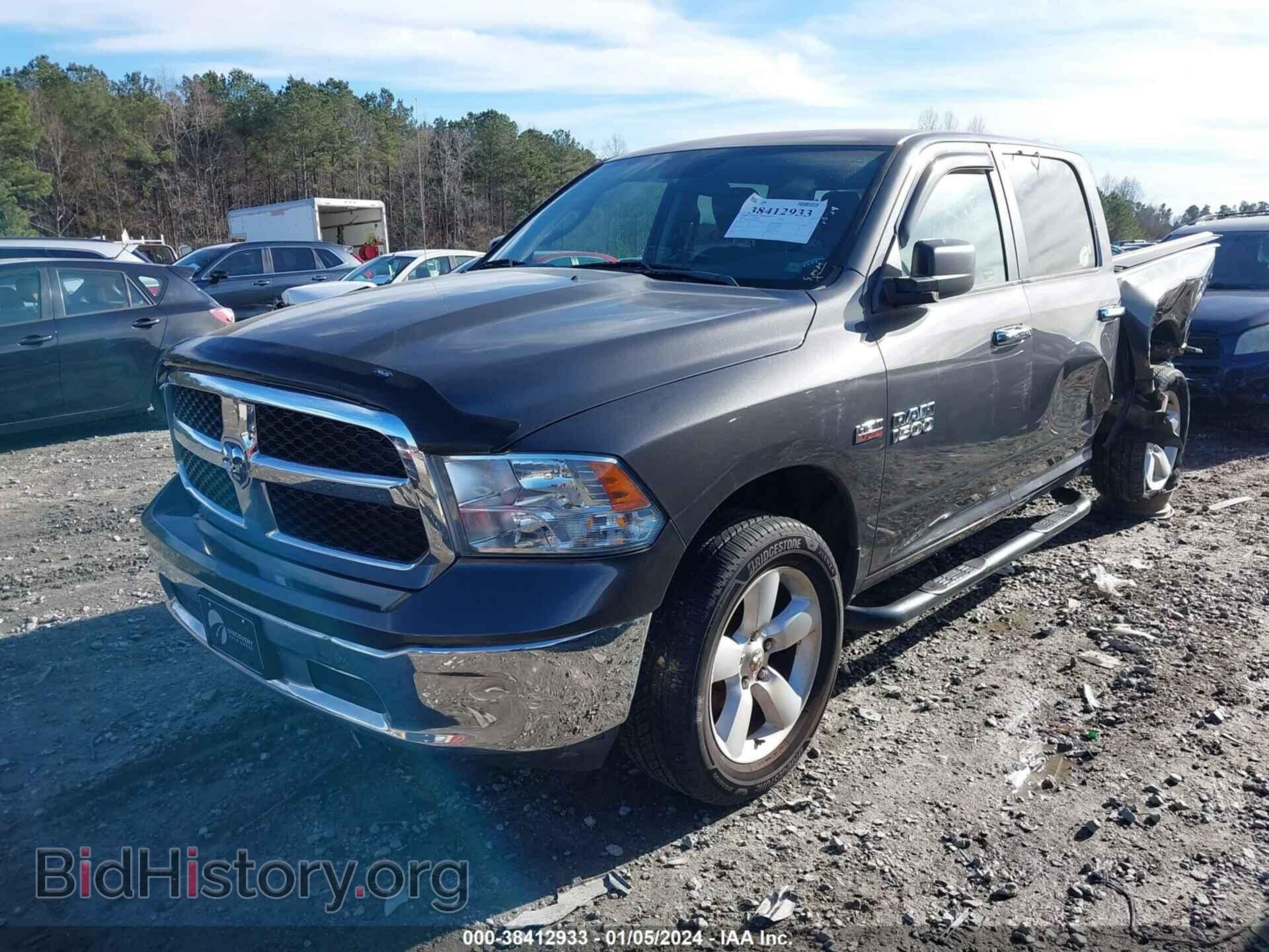 2018 RAM 1500 - VIN: 1C6RR7TT7JS249629 - Photo 2