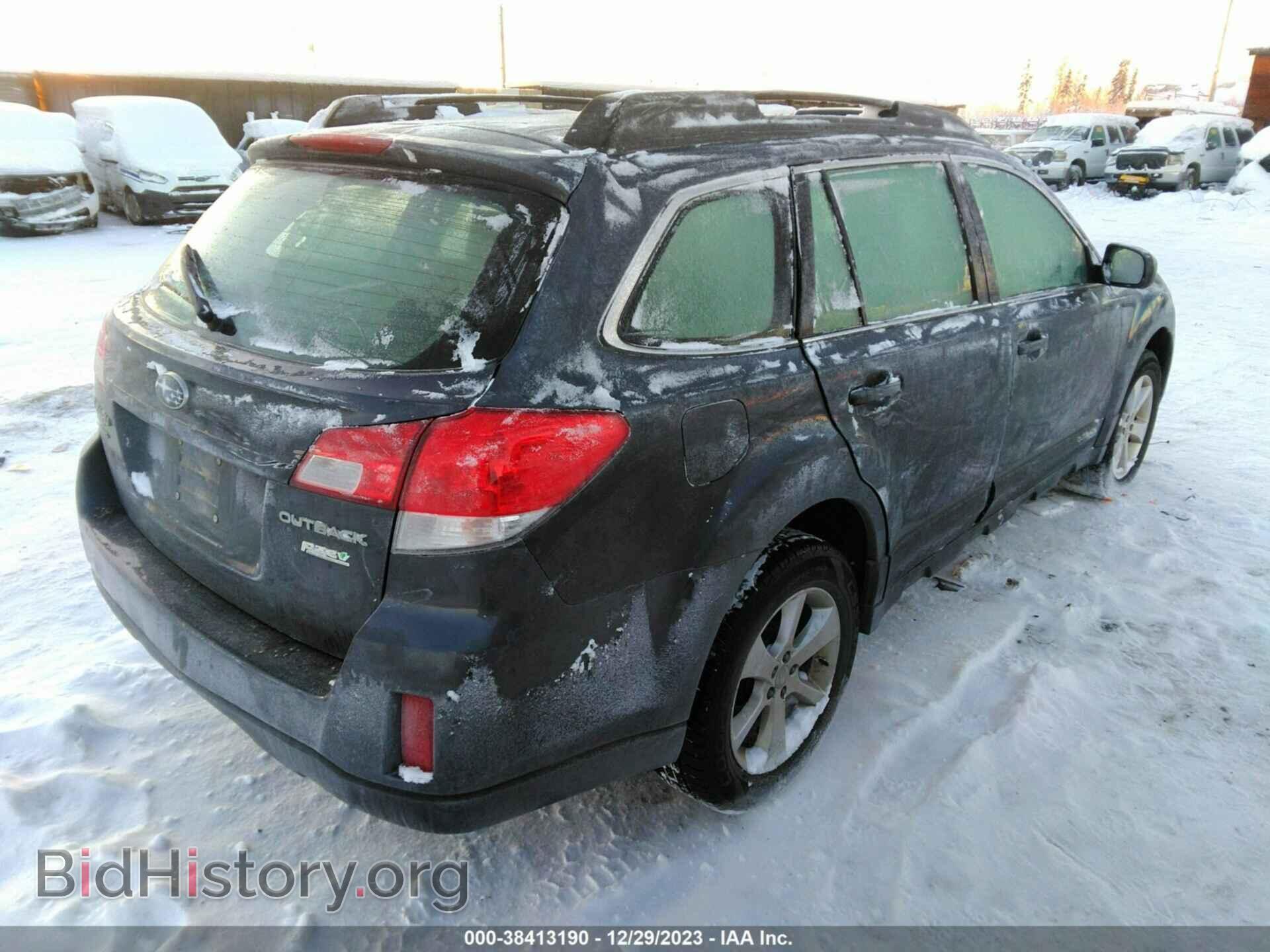 2014 SUBARU OUTBACK - VIN: 4S4BRBAC4E3310902 - Photo 4
