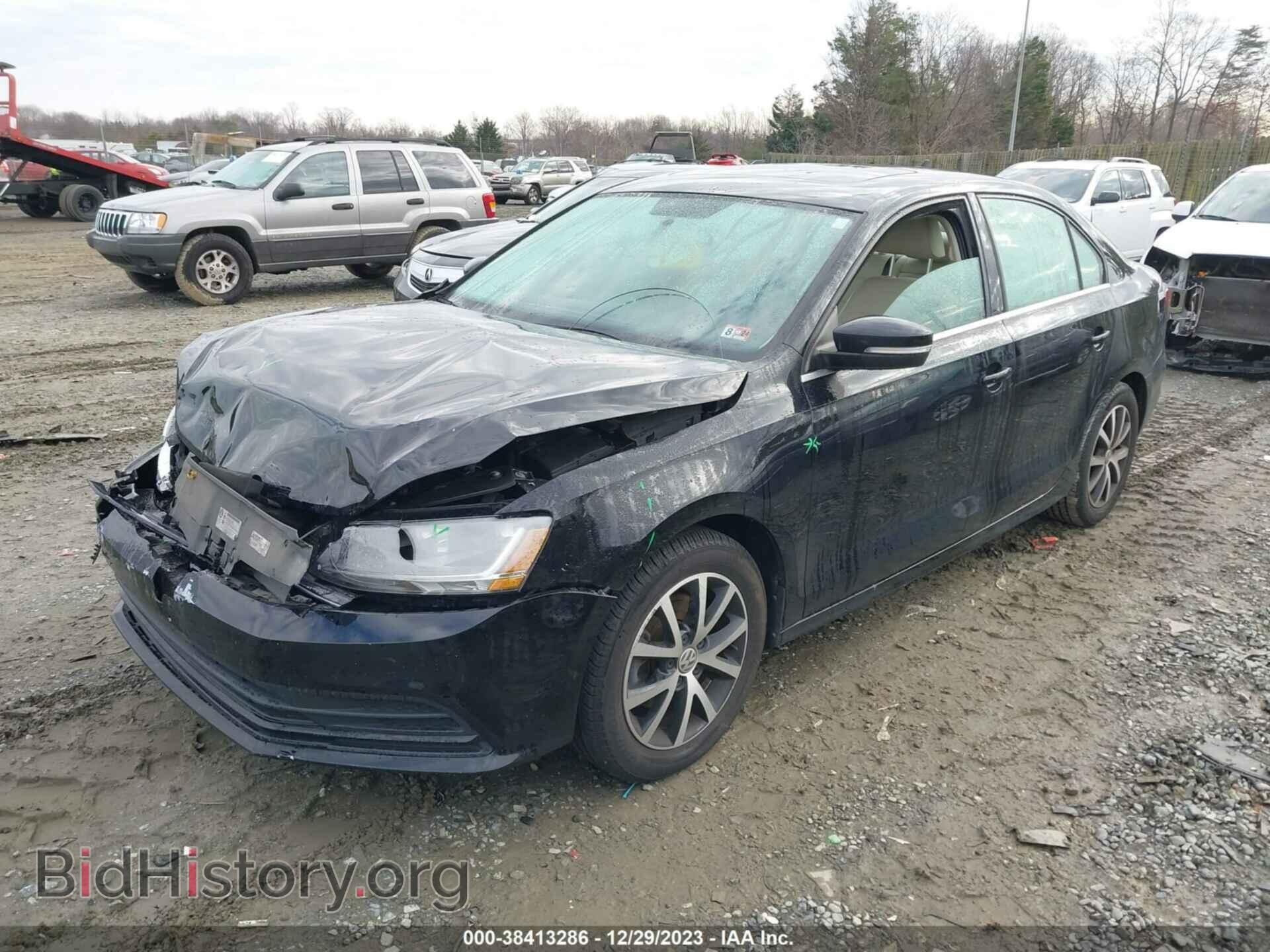 2017 VOLKSWAGEN JETTA - VIN: 3VWDB7AJ8HM201730 - Фото 2