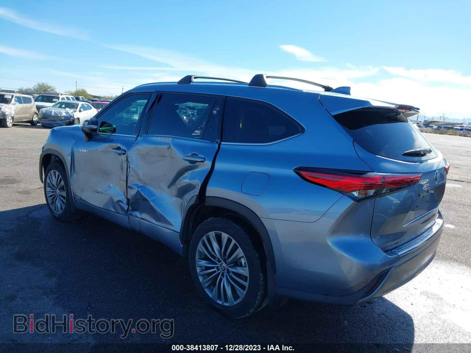 2021 TOYOTA HIGHLANDER - VIN: 5TDEBRCHXMS030101 - Фото 3