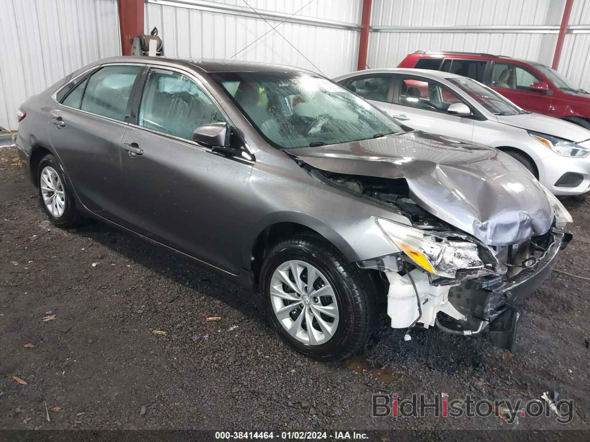 Photo 4T4BF1FK3FR473822 - TOYOTA CAMRY 2015