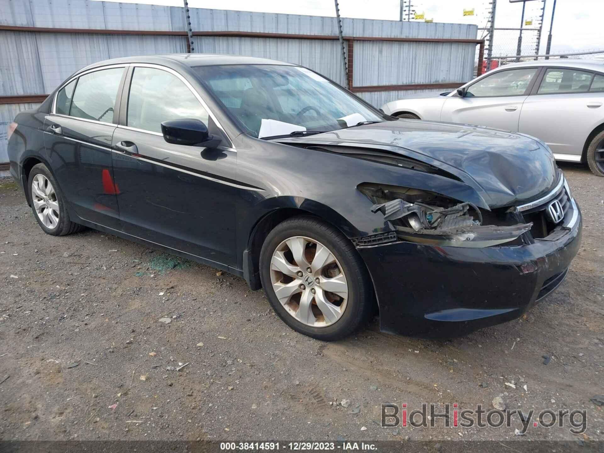 Photo 1HGCP2F82AA058089 - HONDA ACCORD SDN 2010