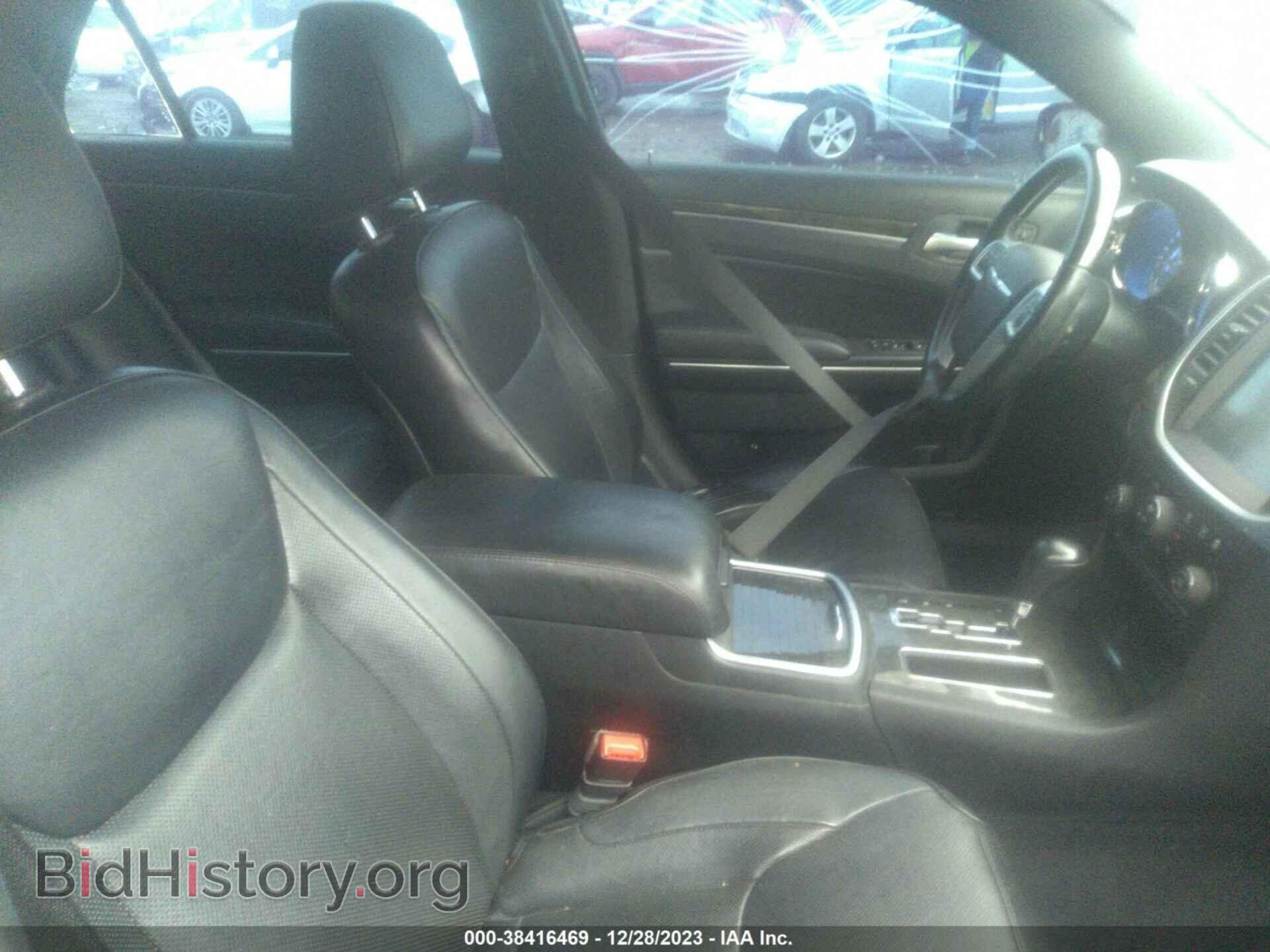 2013 CHRYSLER 300C - VIN: 2C3CCAET9DH661710 - Фото 5