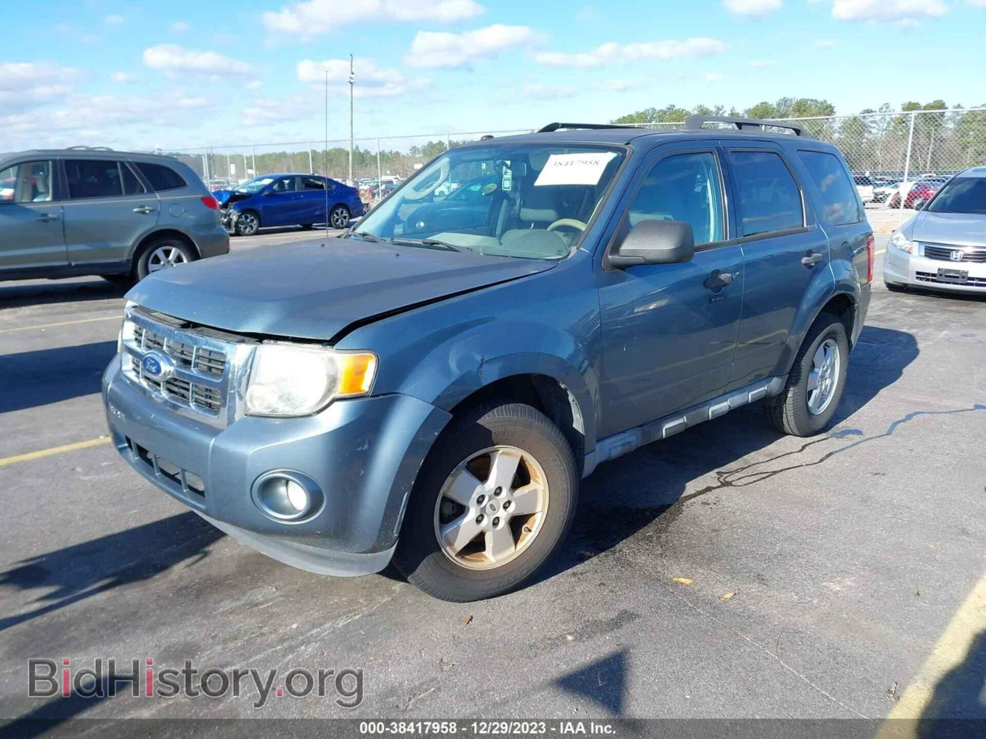 2010 FORD ESCAPE - VIN: 1FMCU0D7XAKB29079 - Фото 2