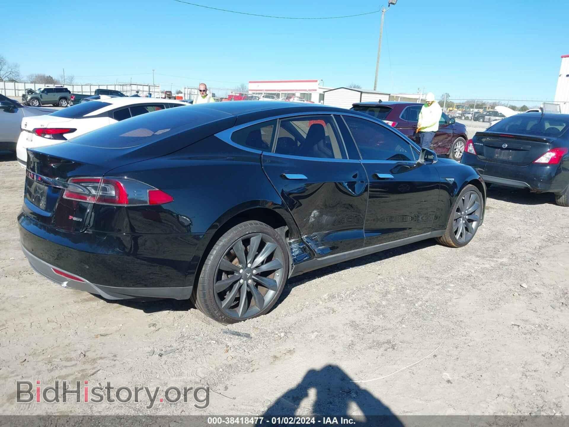 2014 TESLA MODEL S - VIN: 5YJSA1H19EFP41006 - Photo 4