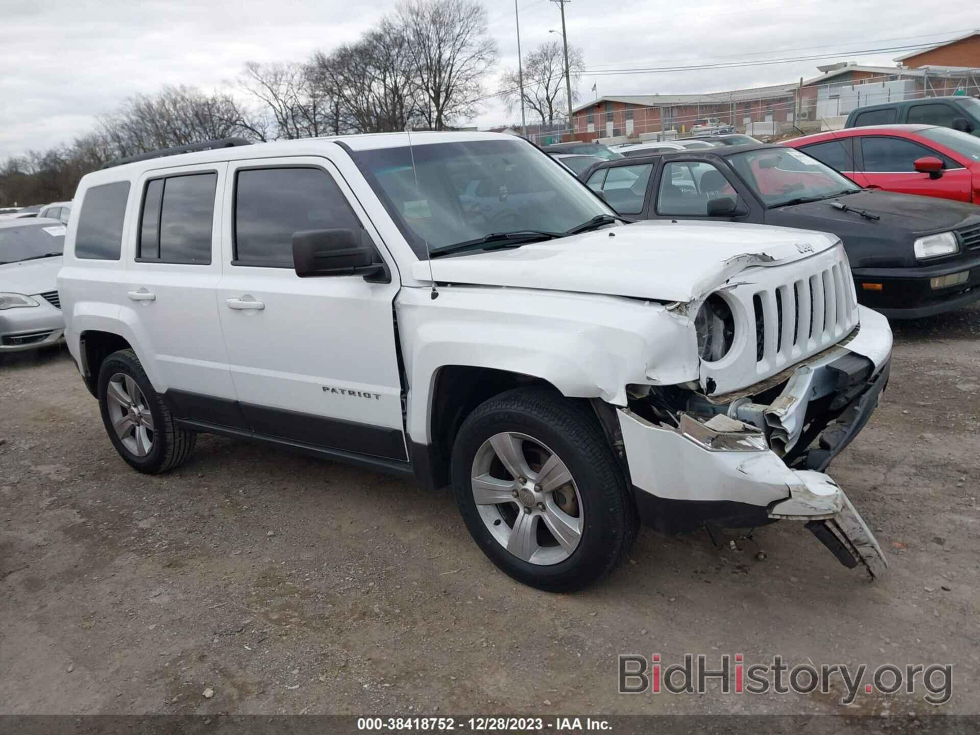 Photo 1C4NJRBB6FD383126 - JEEP PATRIOT 2015