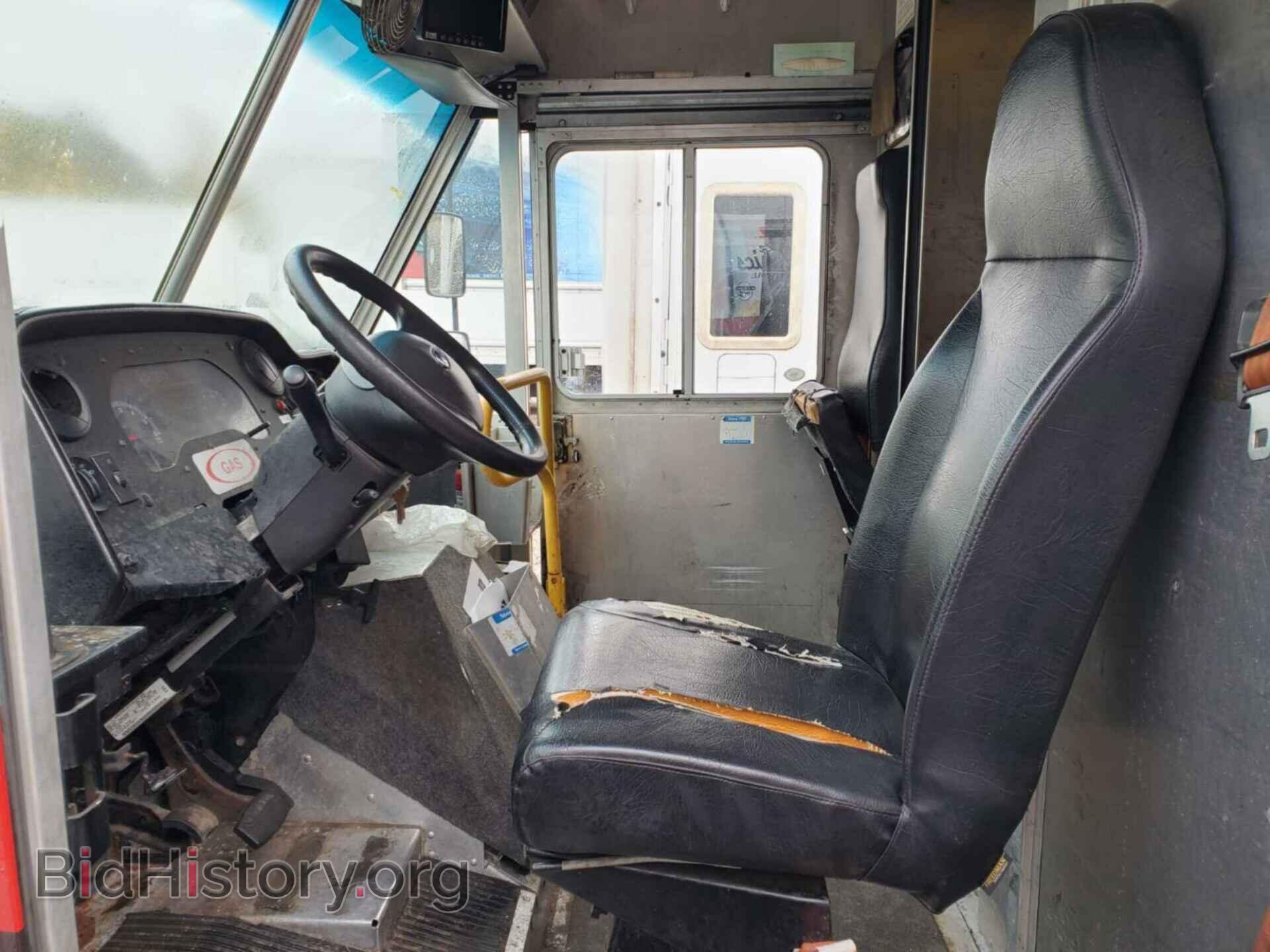 2011 FORD E-350 STRIPPED - VIN: 1FC2E3KL9BDA42178 - Photo 11