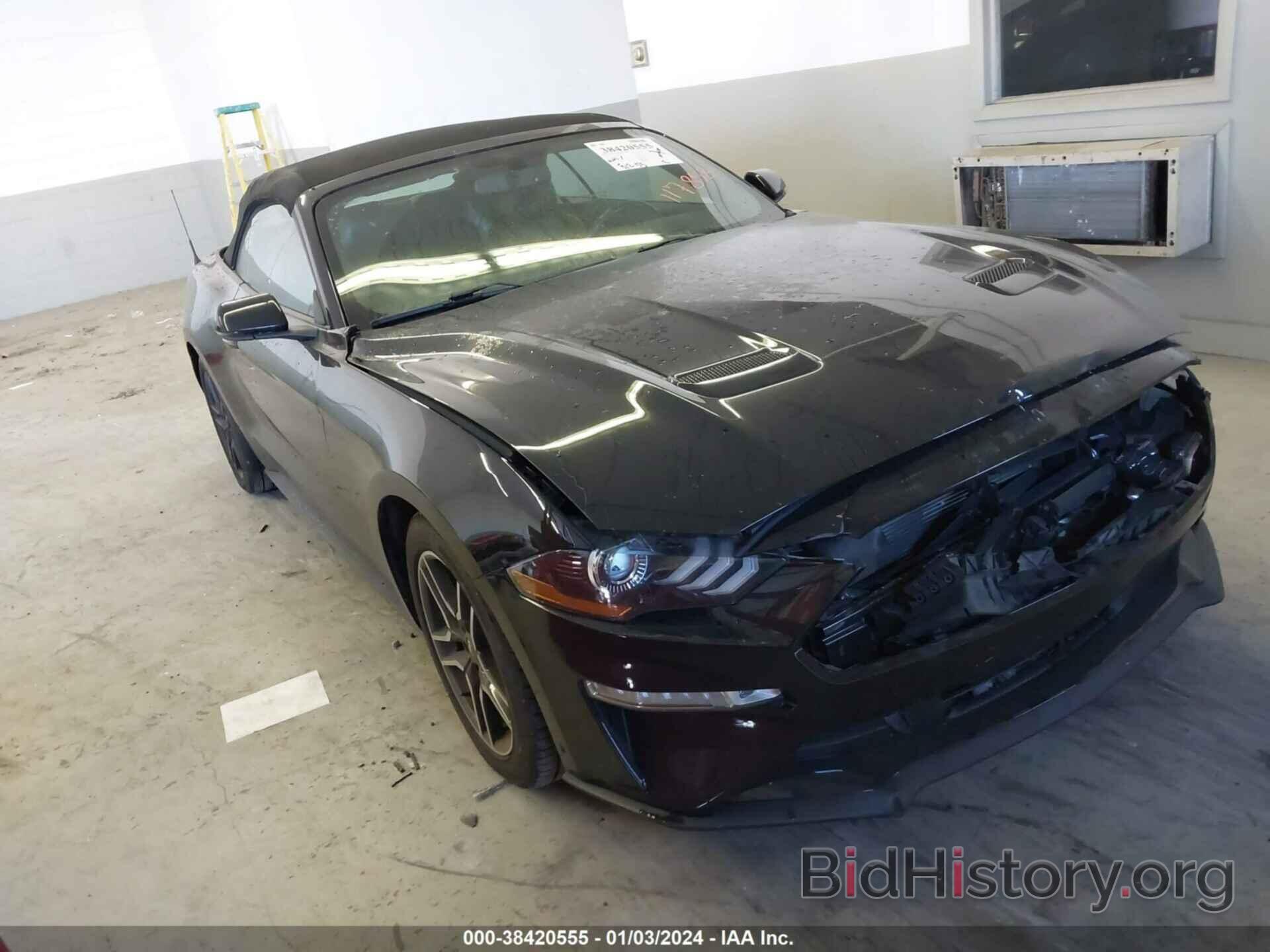 Photo 1FATP8UH8J5117858 - FORD MUSTANG 2018