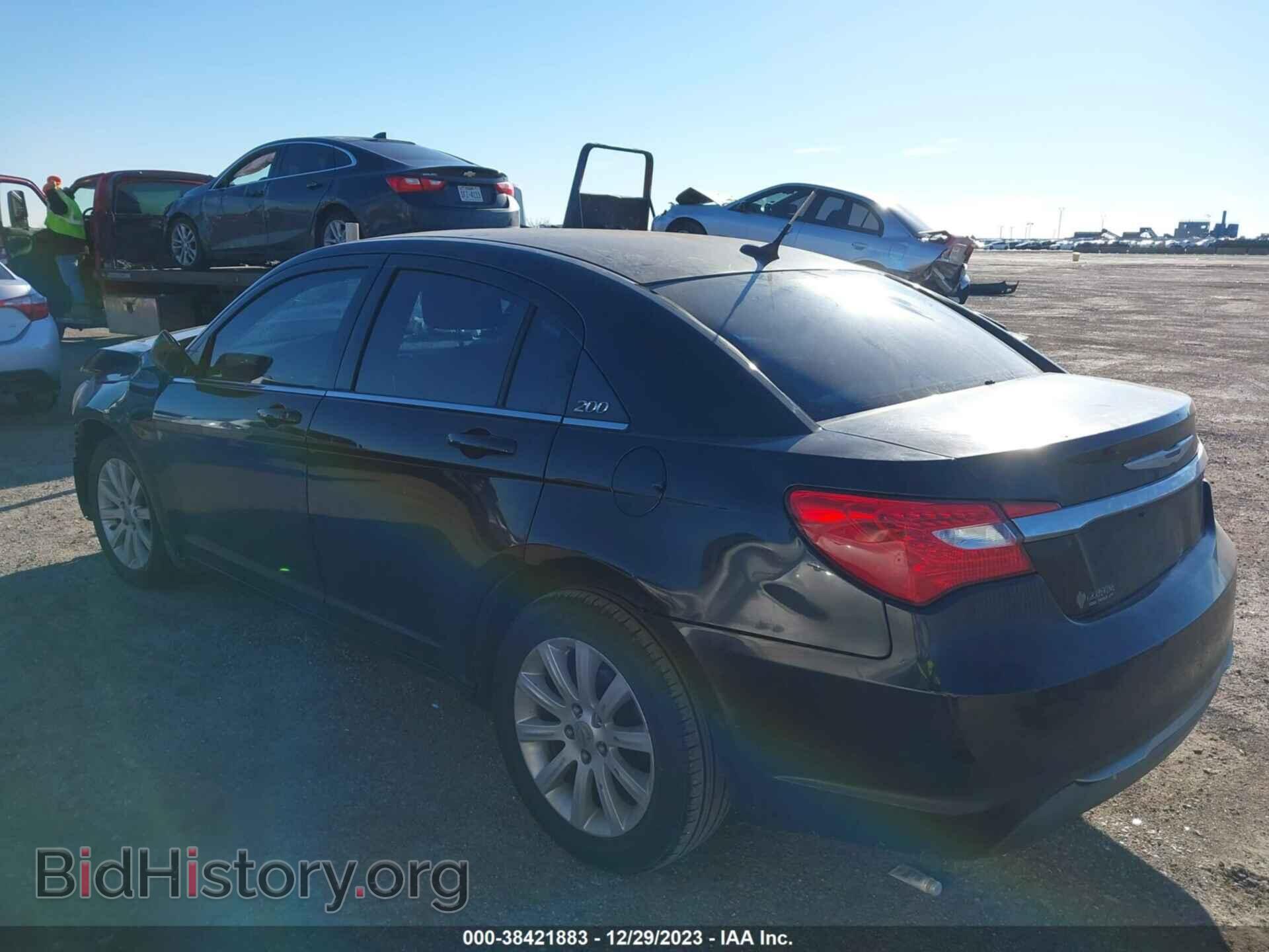 2013 CHRYSLER 200 - VIN: 1C3CCBBB1DN627589 - Фото 3