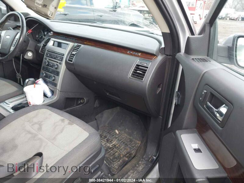 2011 Ford FLEX (VIN 2FMHK6CC7BBD18457) — photo 5 of 11