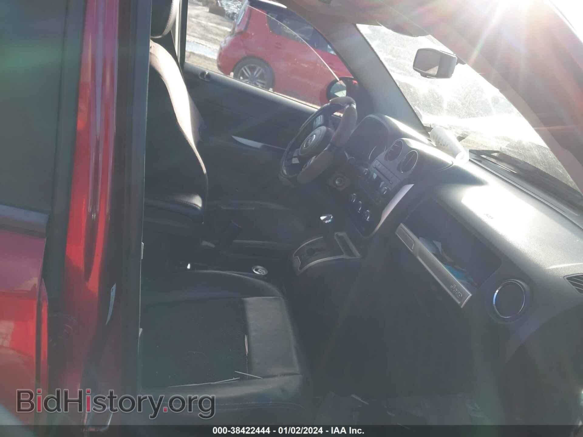 2014 JEEP COMPASS - VIN: 1C4NJDEB5ED821132 - Photo 5