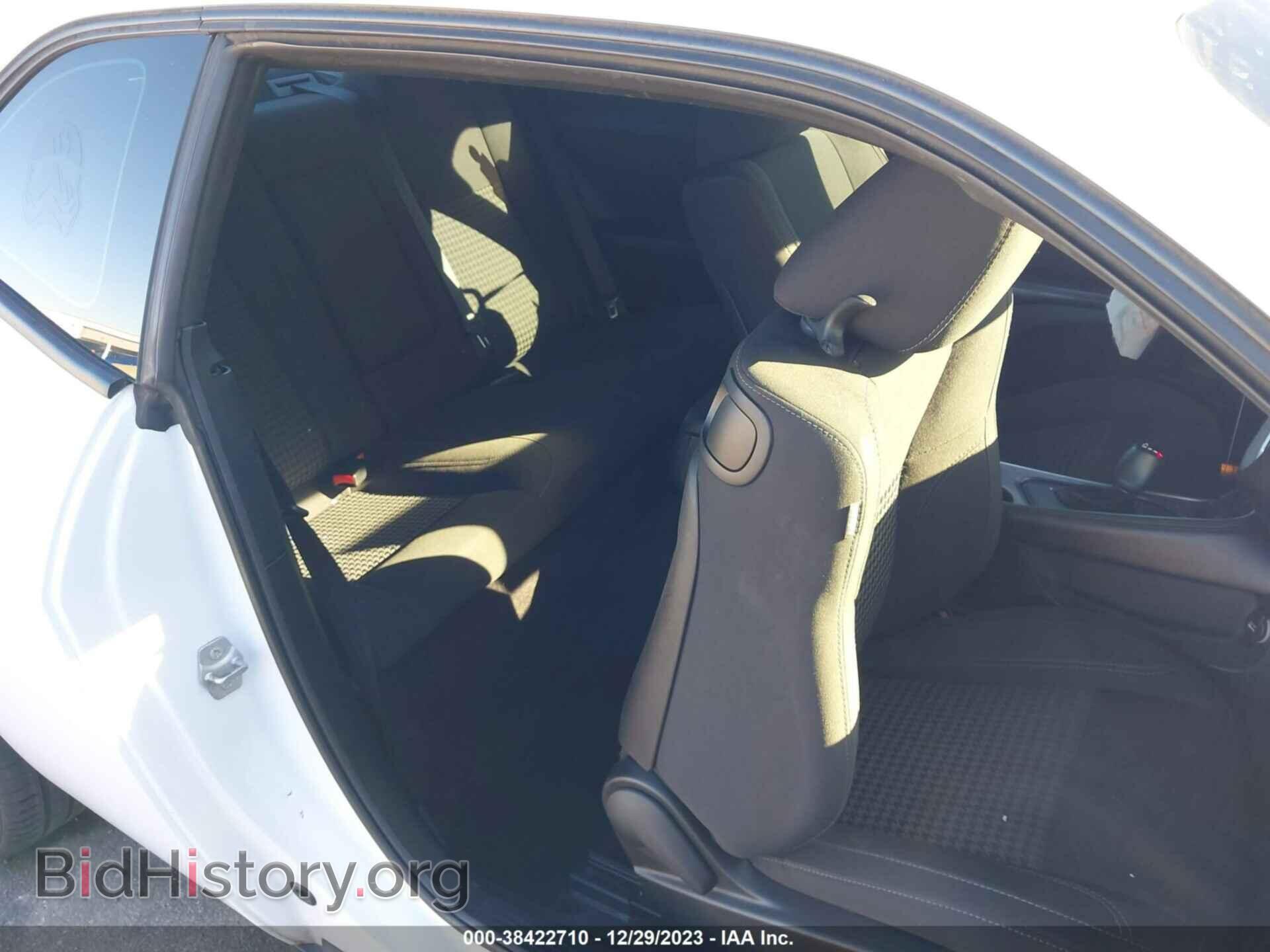 2017 DODGE CHALLENGER - VIN: 2C3CDZAG2HH513182 - Фото 7