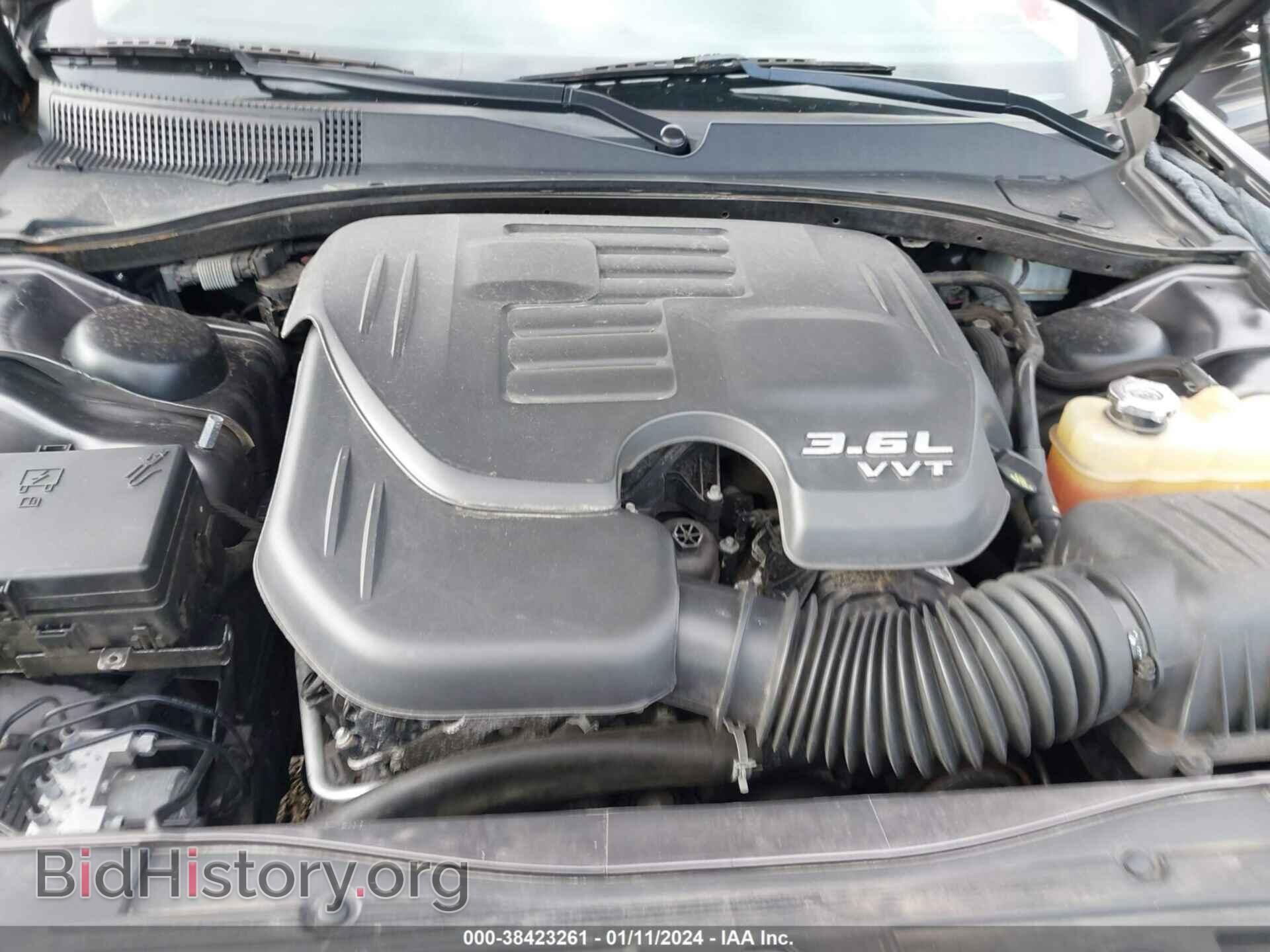 2018 CHRYSLER 300 - VIN: 2C3CCAEG1JH244032 - Фото 10