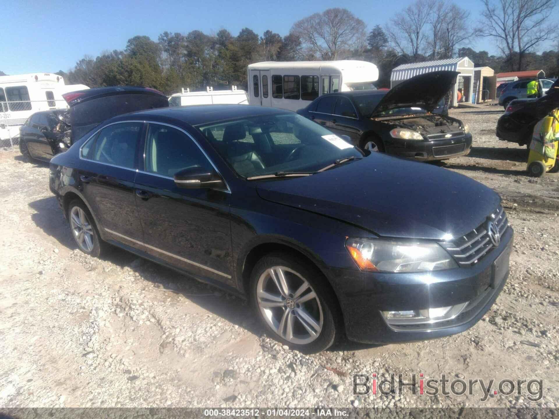 Photo 1VWCM7A31EC060181 - VOLKSWAGEN PASSAT 2014