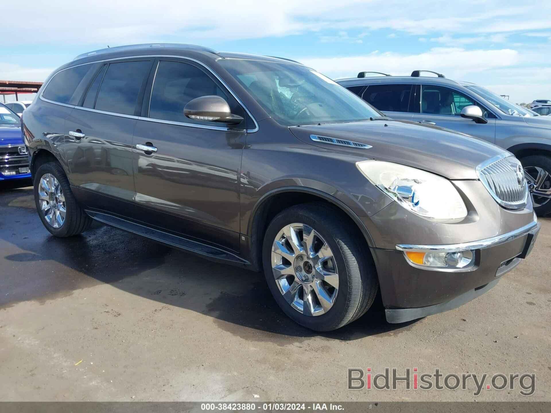 Photo 5GAKRCED3BJ157807 - BUICK ENCLAVE 2011