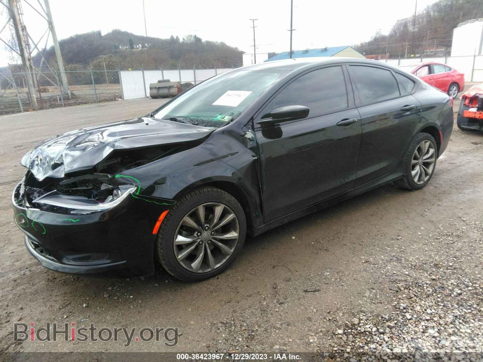2015 CHRYSLER 200 - VIN: 1C3CCCBB9FN567702 - Фото 2