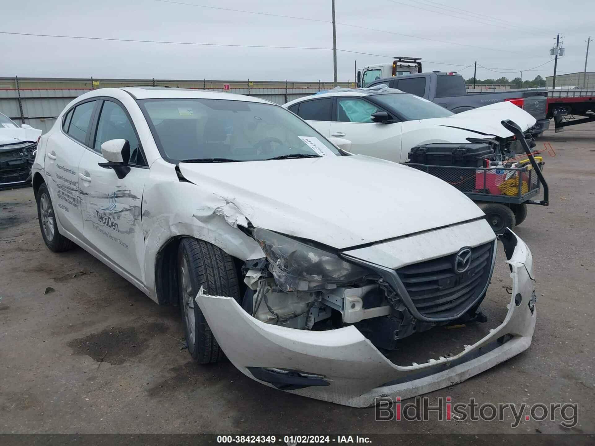 Photo JM1BM1M75F1233031 - MAZDA MAZDA3 2015