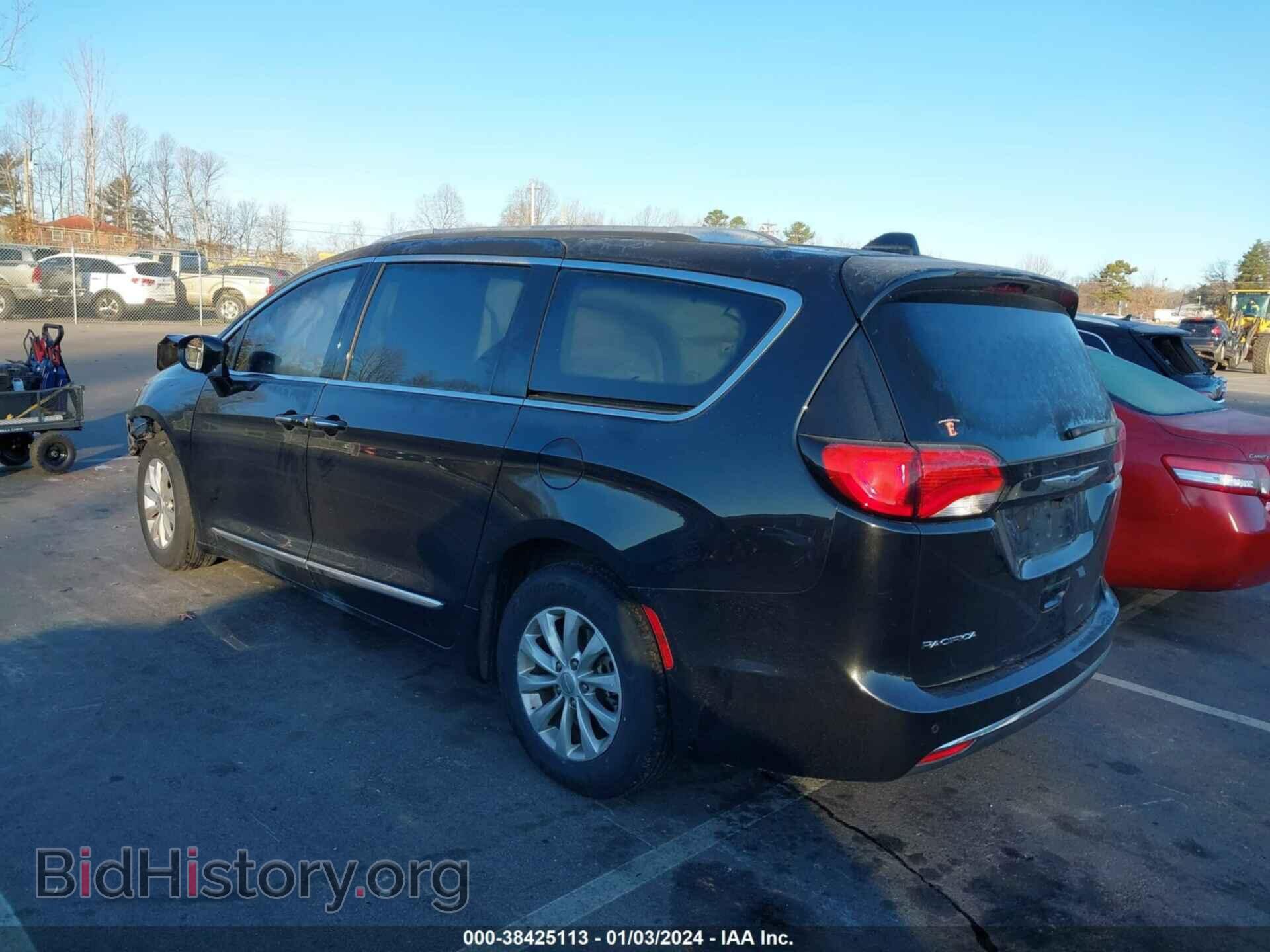 2019 CHRYSLER PACIFICA - VIN: 2C4RC1BG9KR624757 - Photo 3