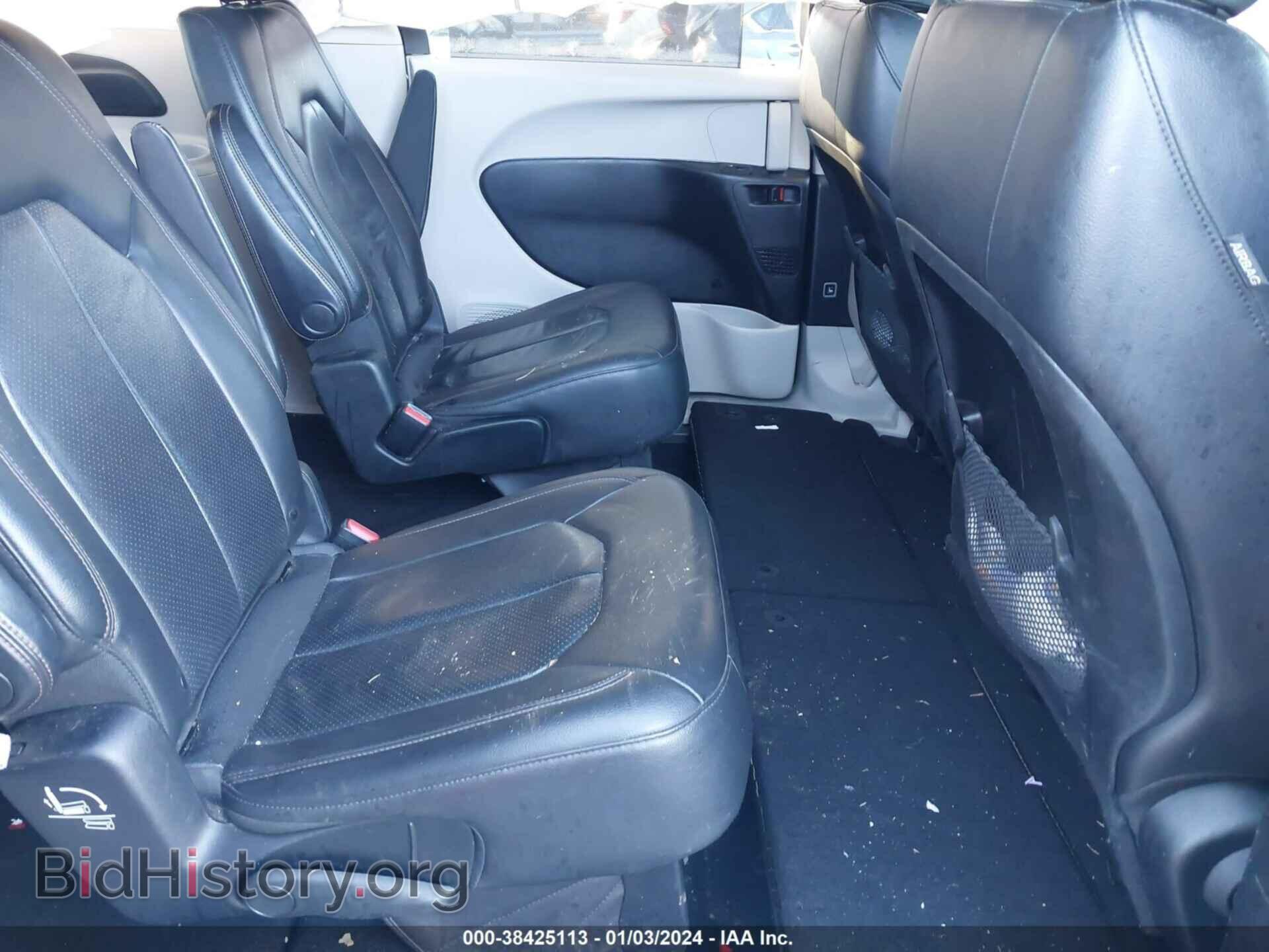 2019 CHRYSLER PACIFICA - VIN: 2C4RC1BG9KR624757 - Photo 8