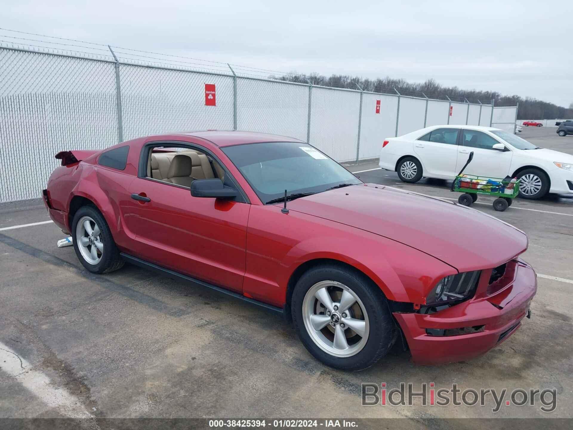 Photo 1ZVFT80N475363780 - FORD MUSTANG 2007