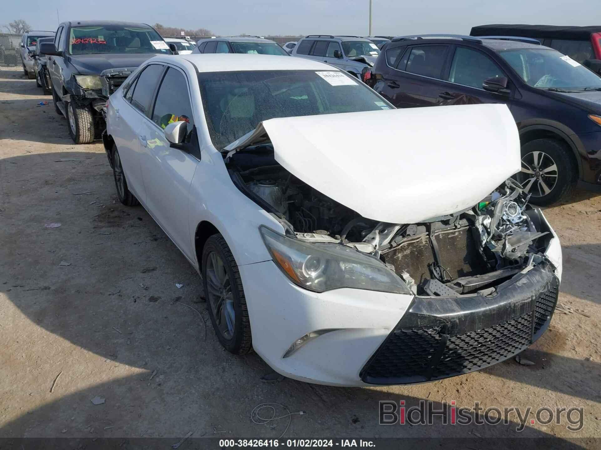 Photo 4T1BF1FK7GU597104 - TOYOTA CAMRY 2016