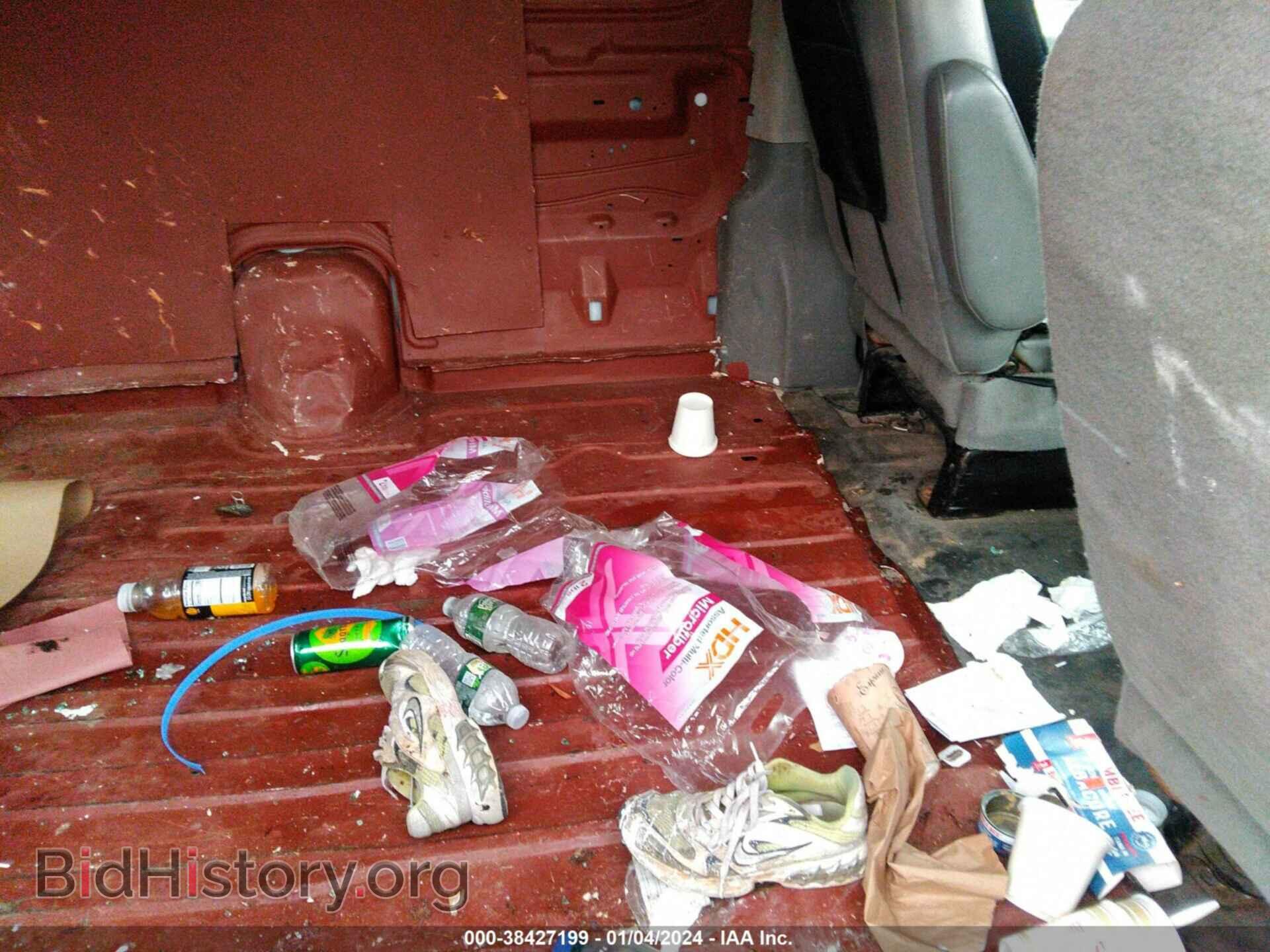 2011 FORD E-250 - VIN: 1FTNE2EL4BDA27803 - Photo 8