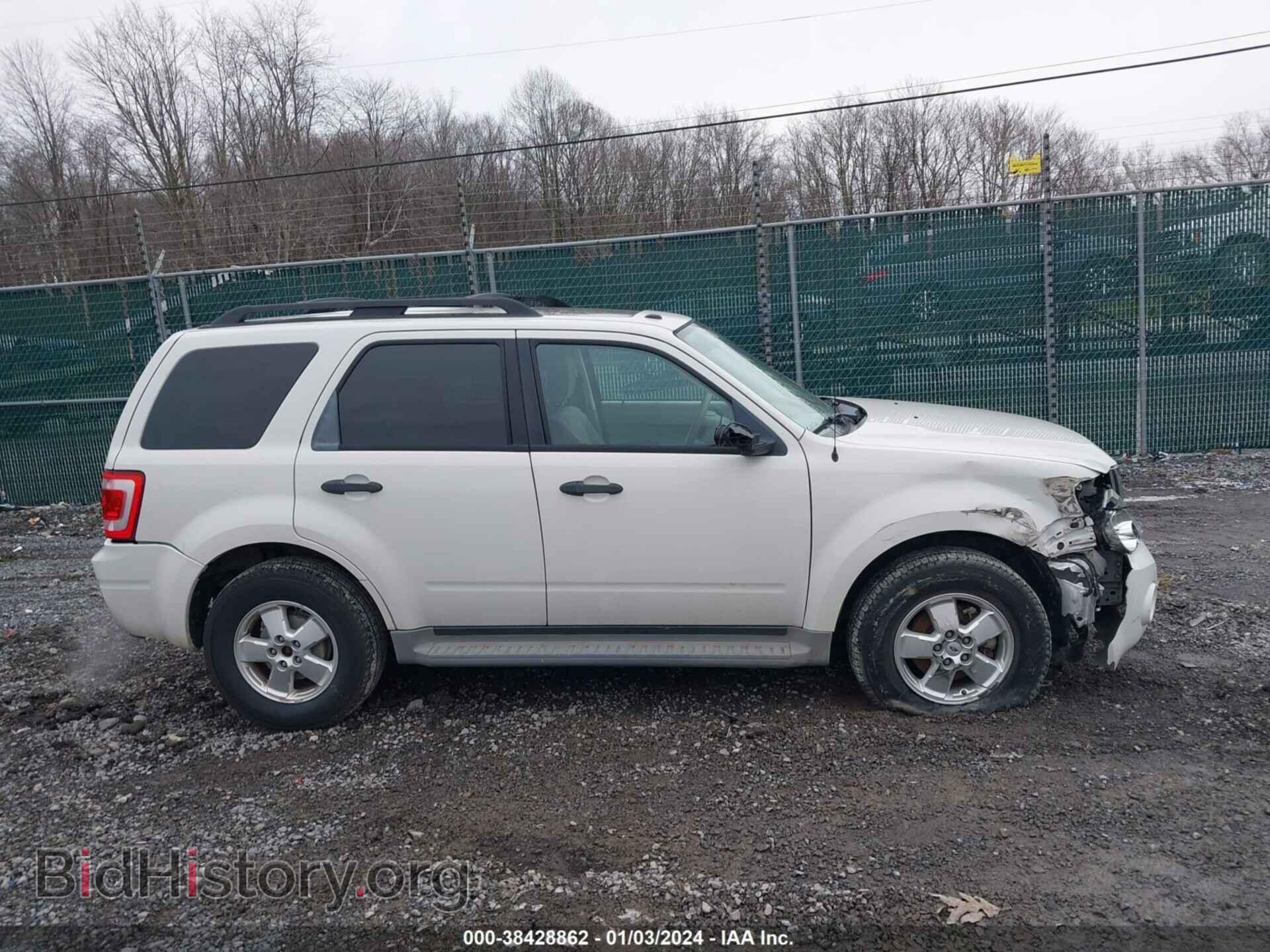 2010 FORD ESCAPE - VIN: 1FMCU9D77AKD37649 - Фото 13