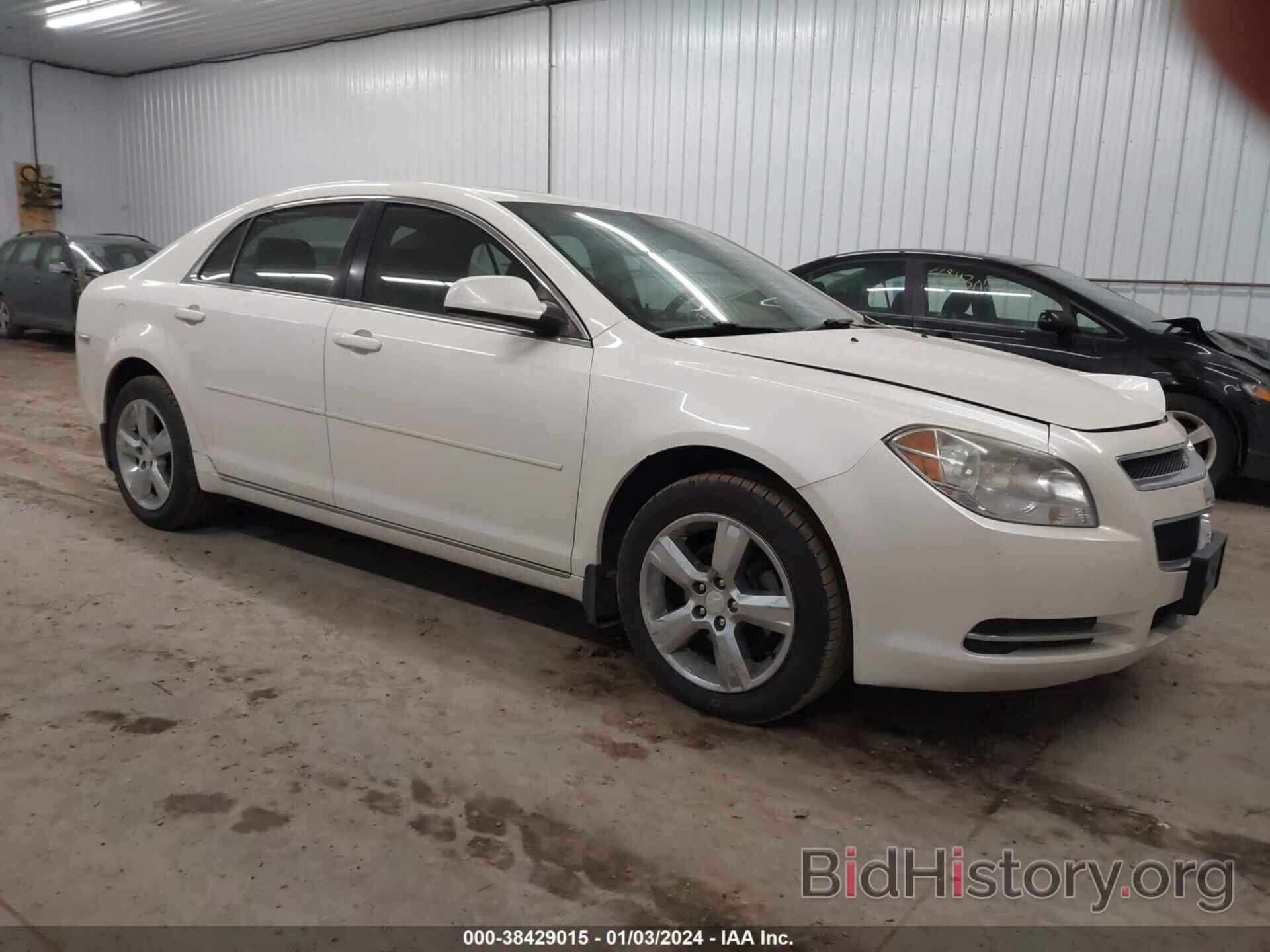 Photo 1G1ZD5EB7AF137351 - CHEVROLET MALIBU 2010