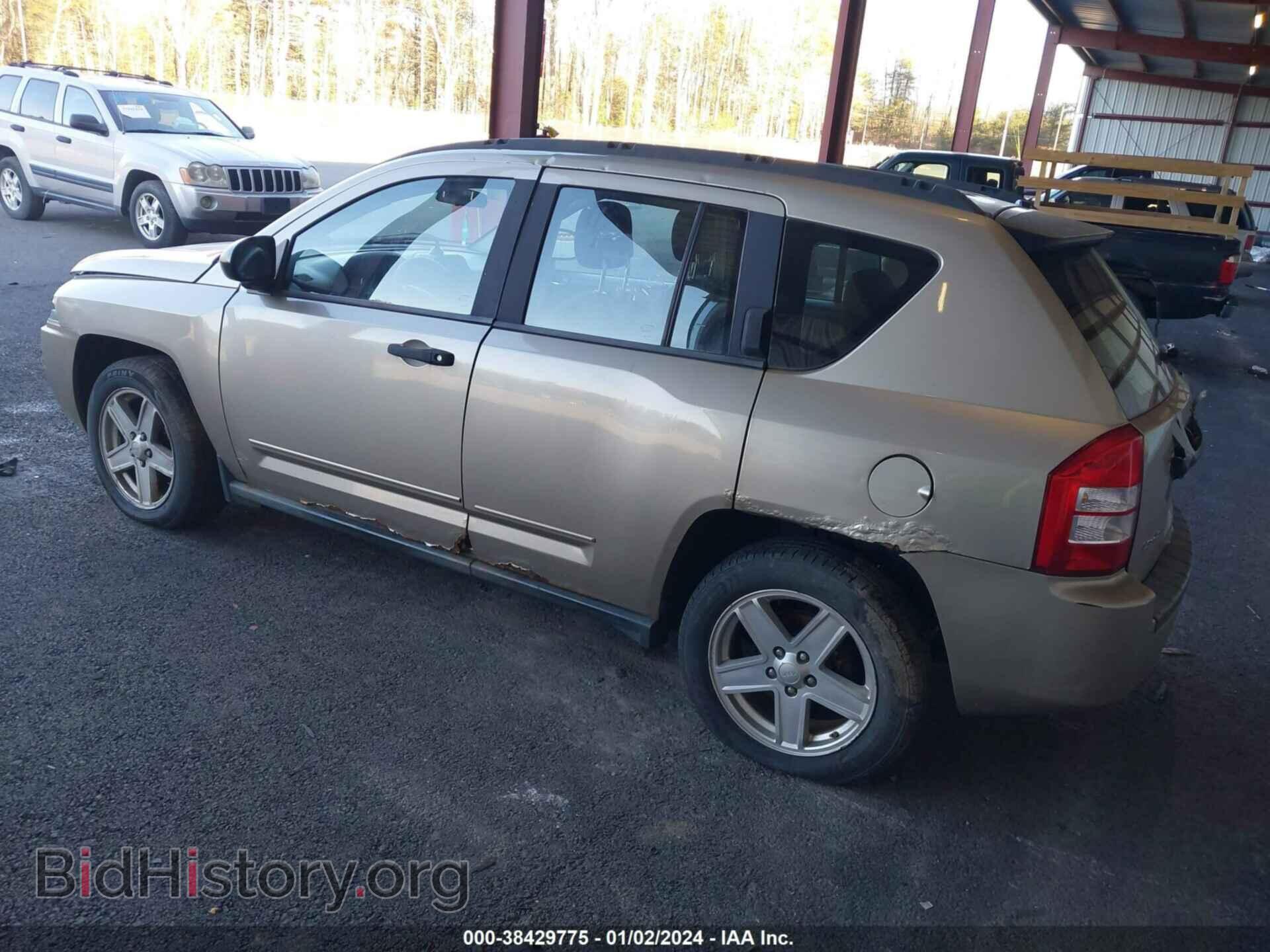 2010 JEEP COMPASS - VIN: 1J4NF4FB1AD524430 - Фото 3