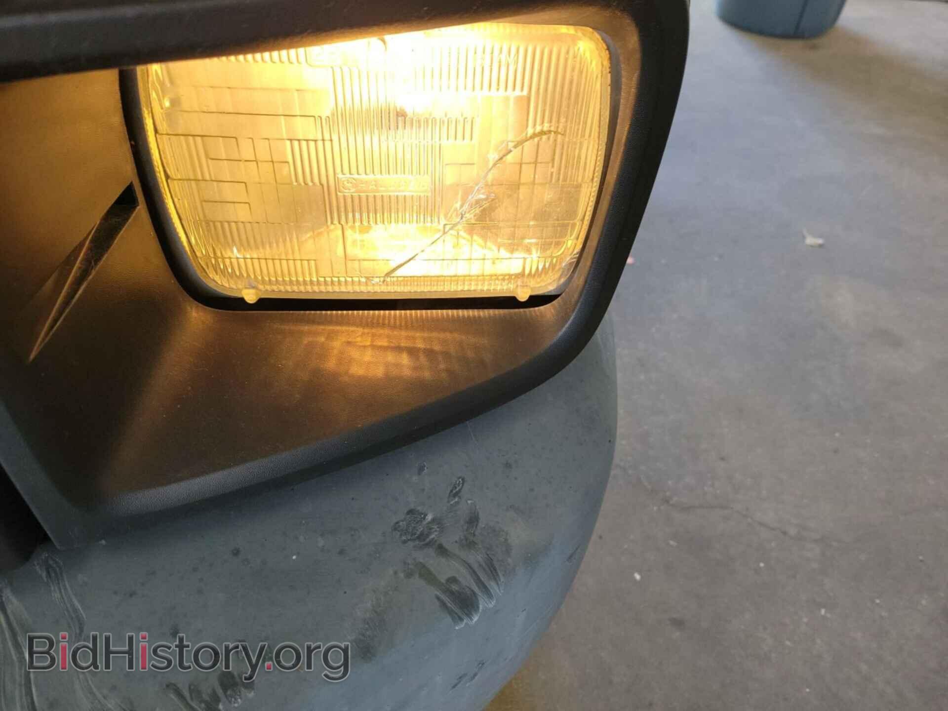 2011 FORD E-250 - VIN: 1FTNE2EW4BDB18273 - Фото 2