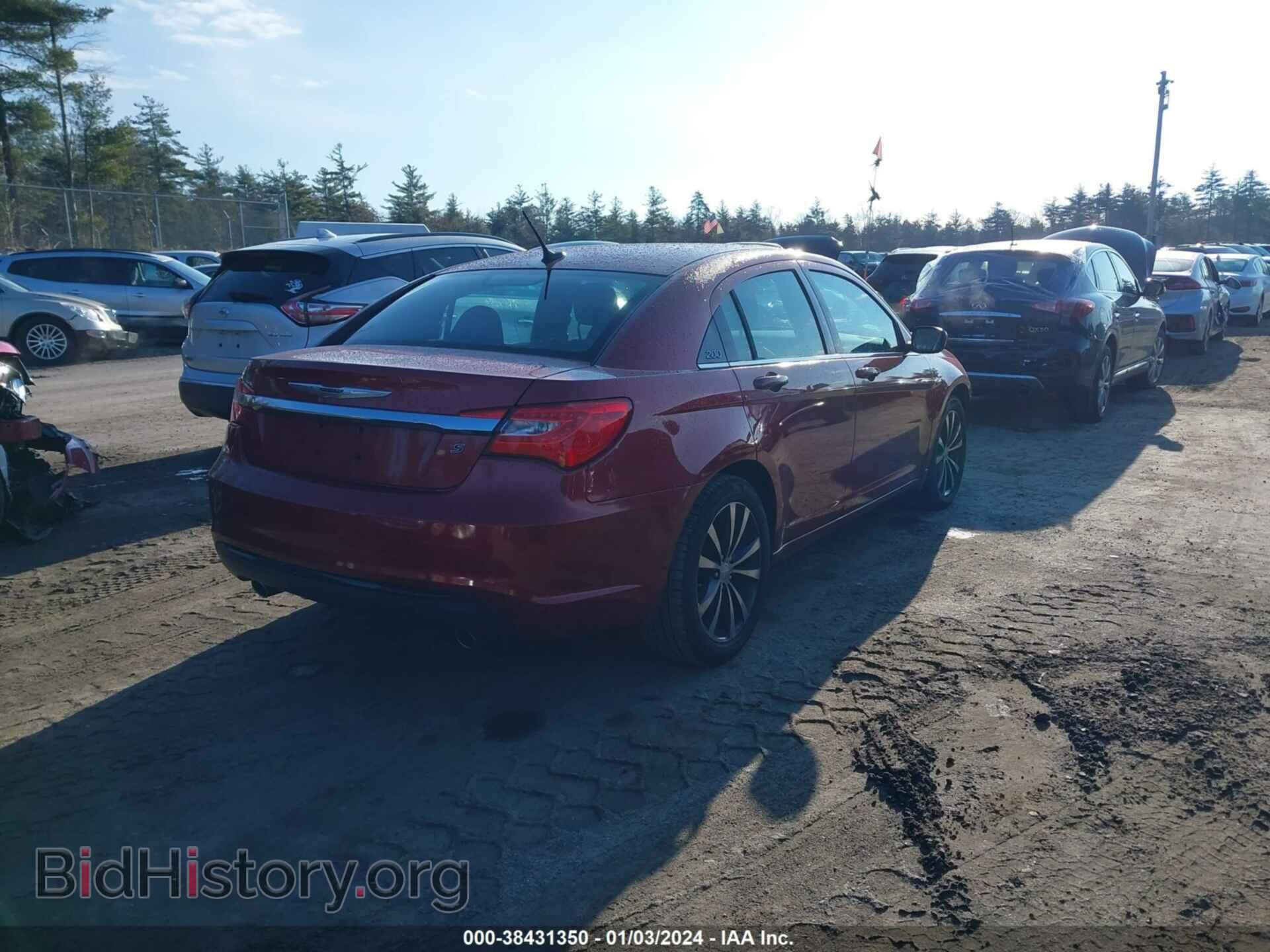 2012 CHRYSLER 200 - VIN: 1C3CCBBG7CN257503 - Фото 4
