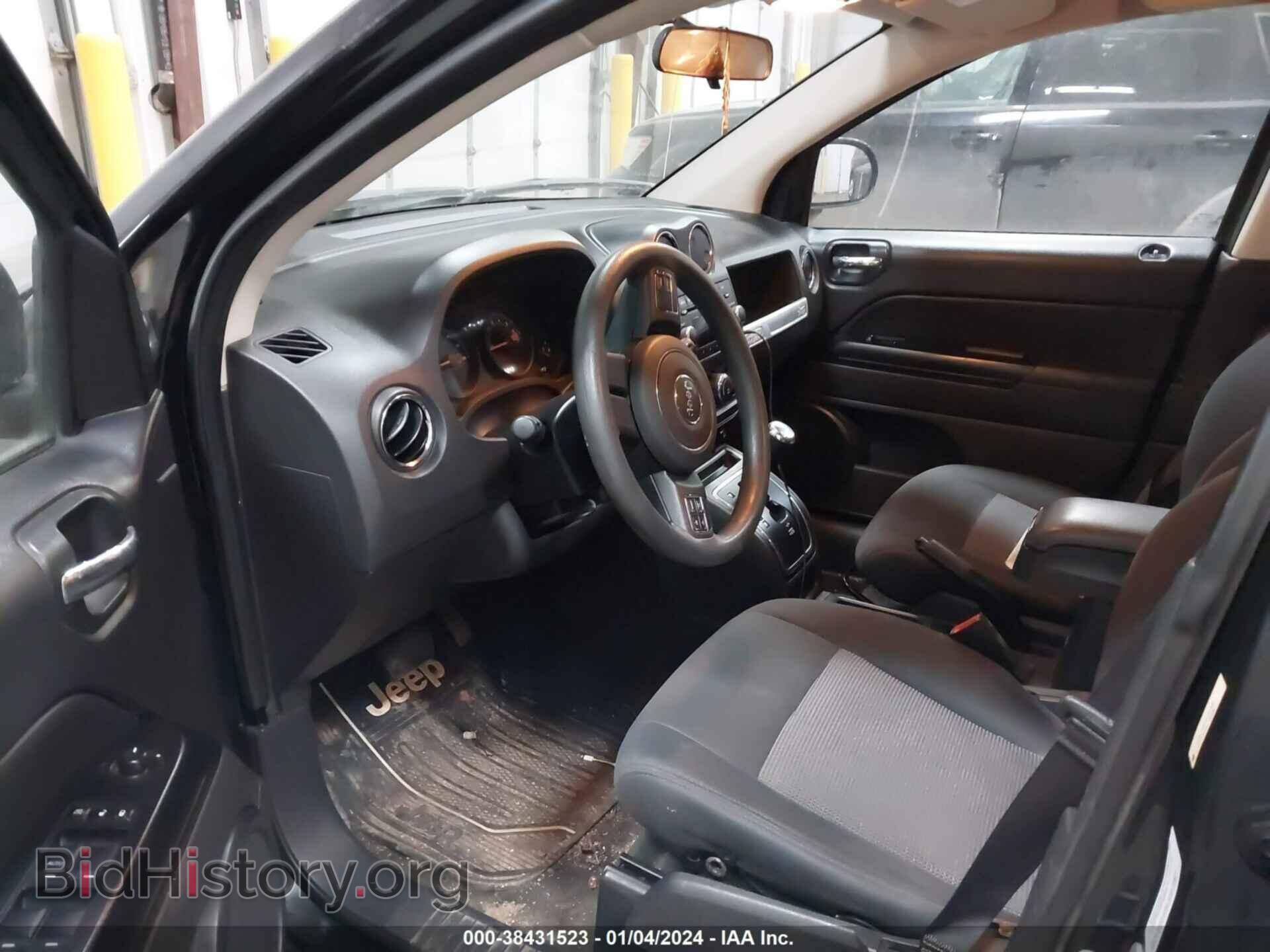2014 JEEP COMPASS - VIN: 1C4NJDBB3ED504552 - Photo 5