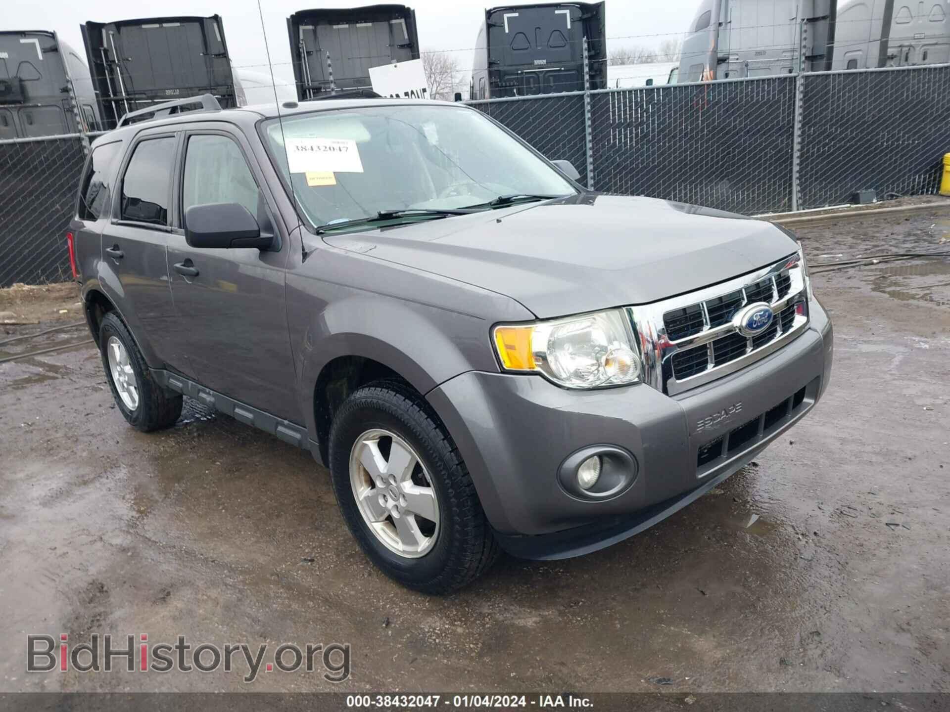 Фотография 1FMCU0D77BKC52498 - FORD ESCAPE 2011