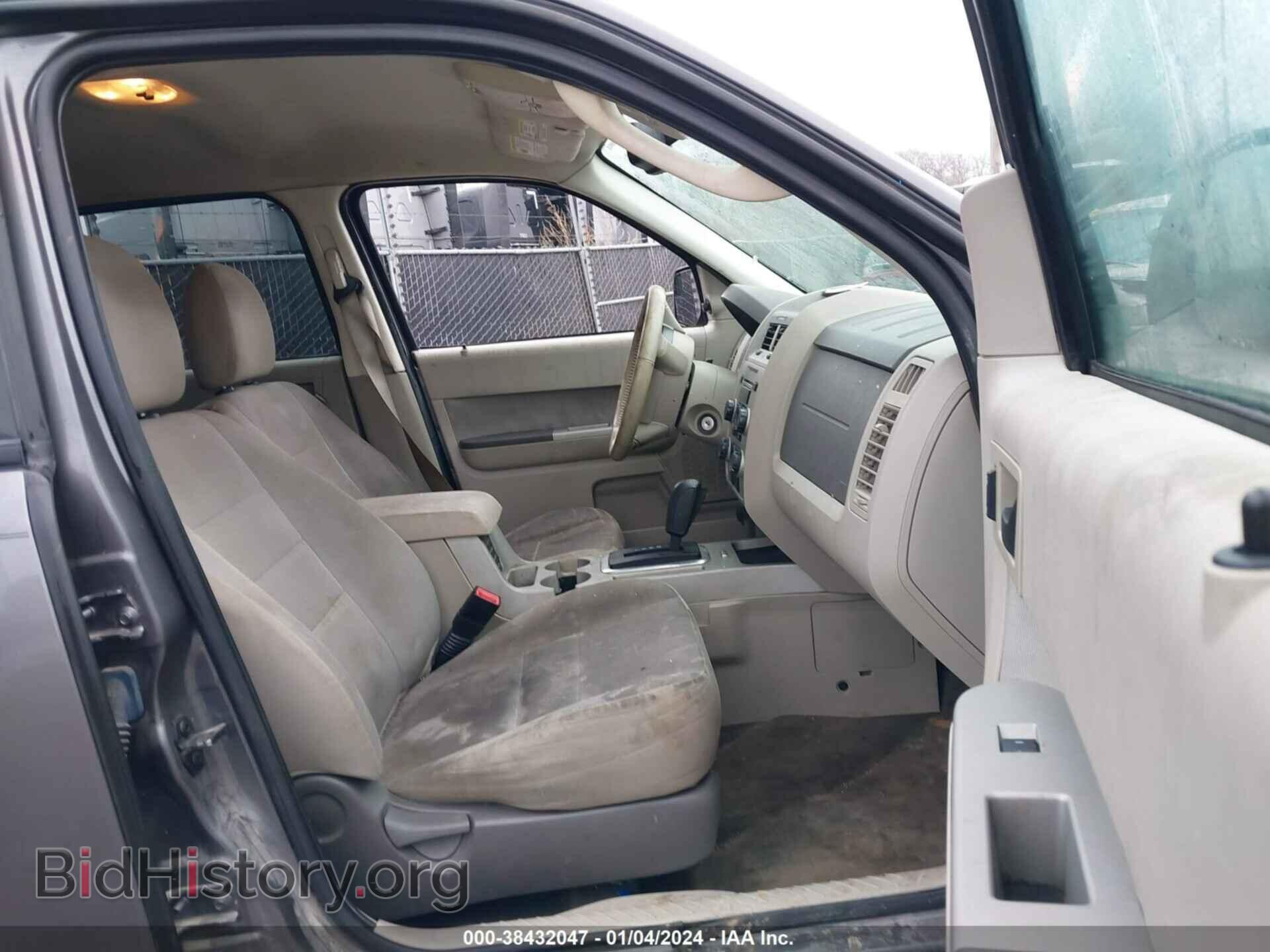 2011 FORD ESCAPE - VIN: 1FMCU0D77BKC52498 - Photo 5