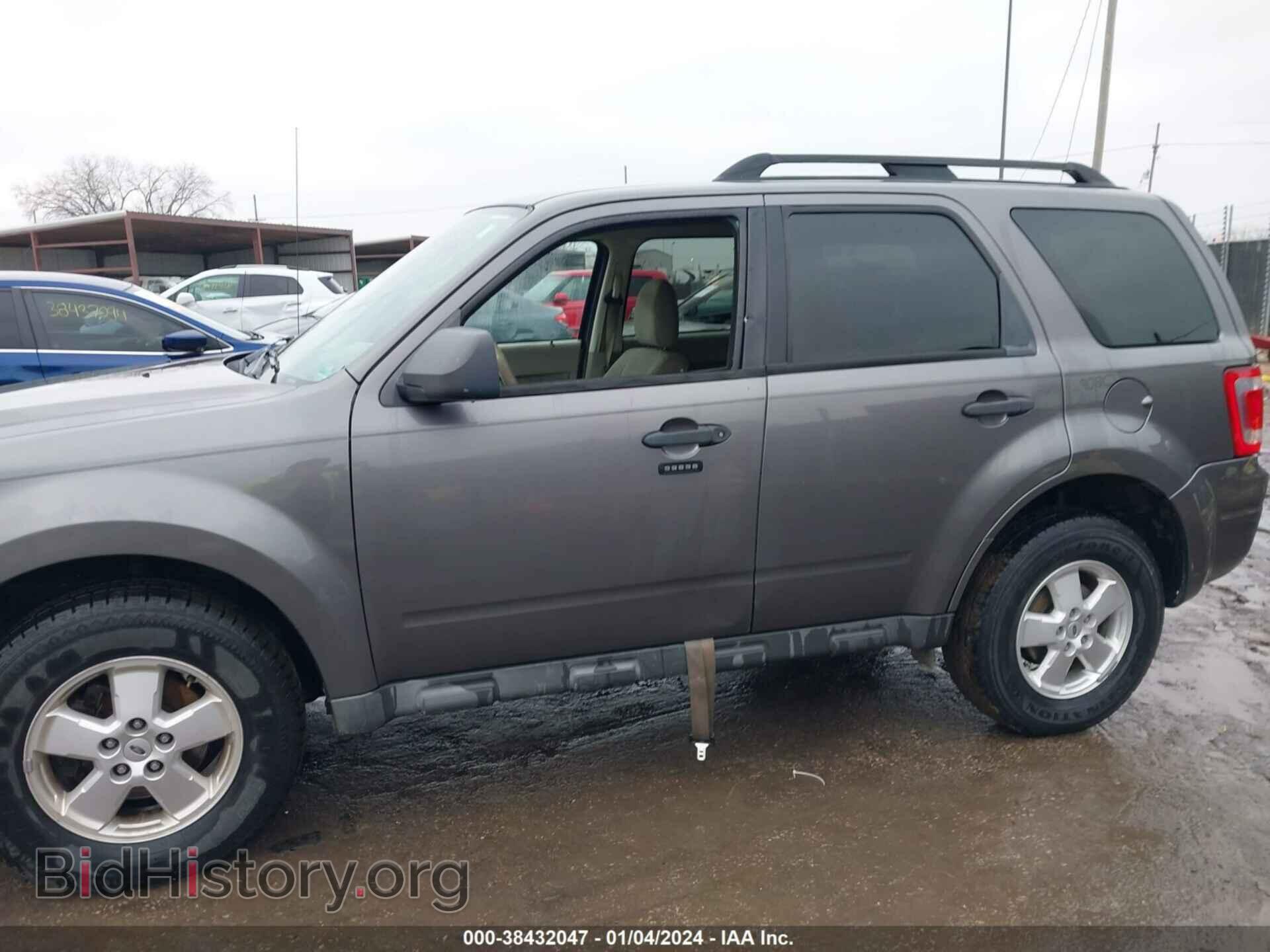 2011 FORD ESCAPE - VIN: 1FMCU0D77BKC52498 - Photo 6