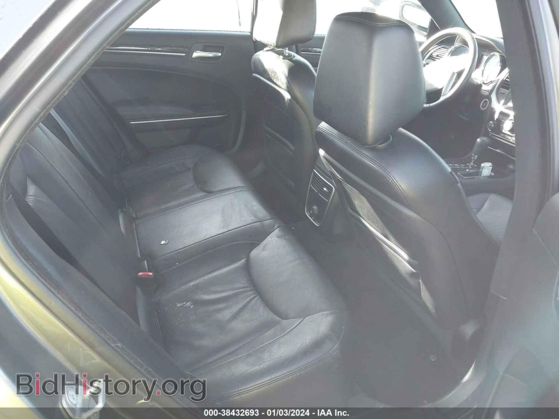 2011 CHRYSLER 300 - VIN: 2C3CA5CG0BH582751 - Фото 8