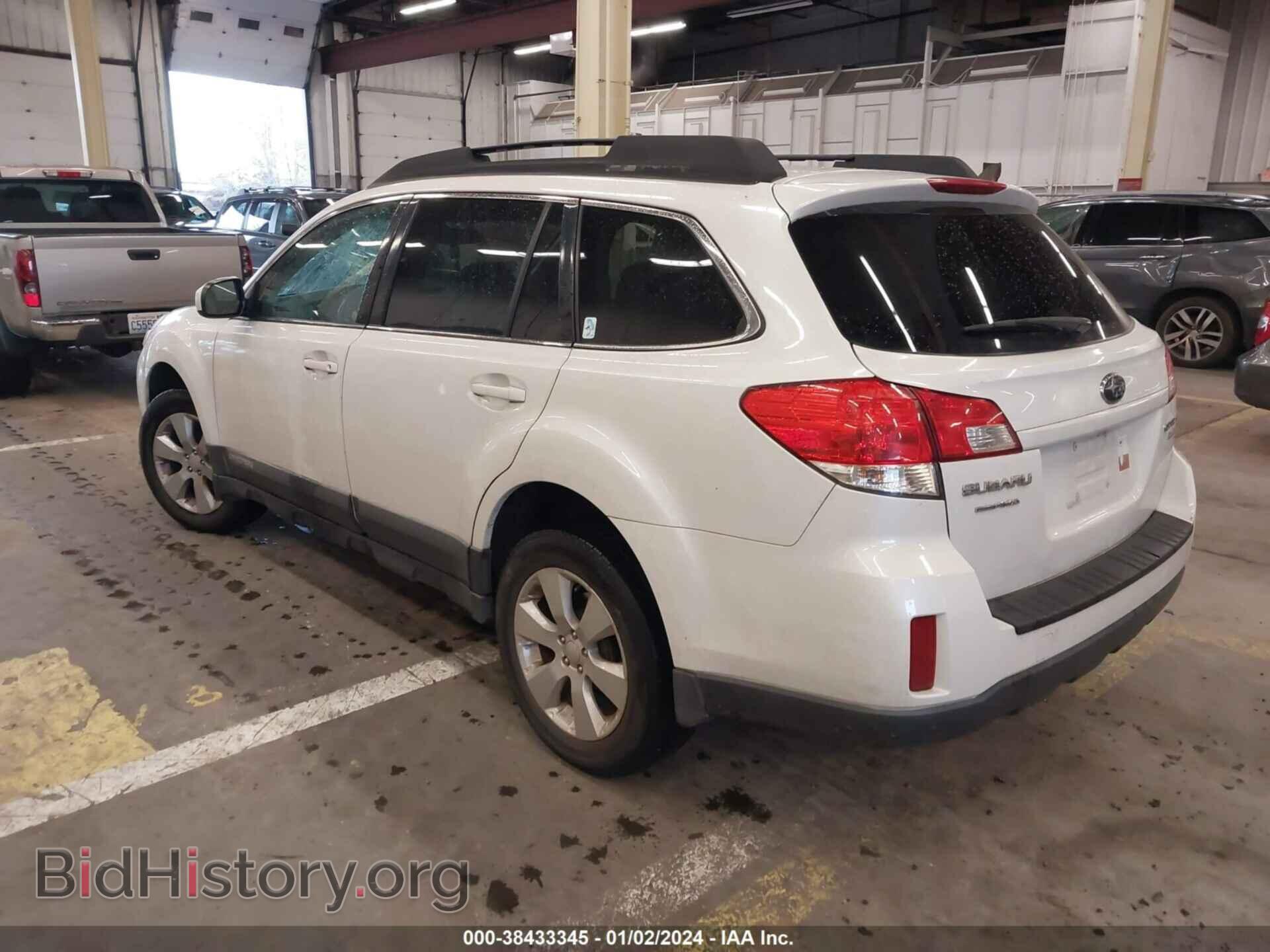 2011 SUBARU OUTBACK - VIN: 4S4BRBCCXB3418210 - Фото 3