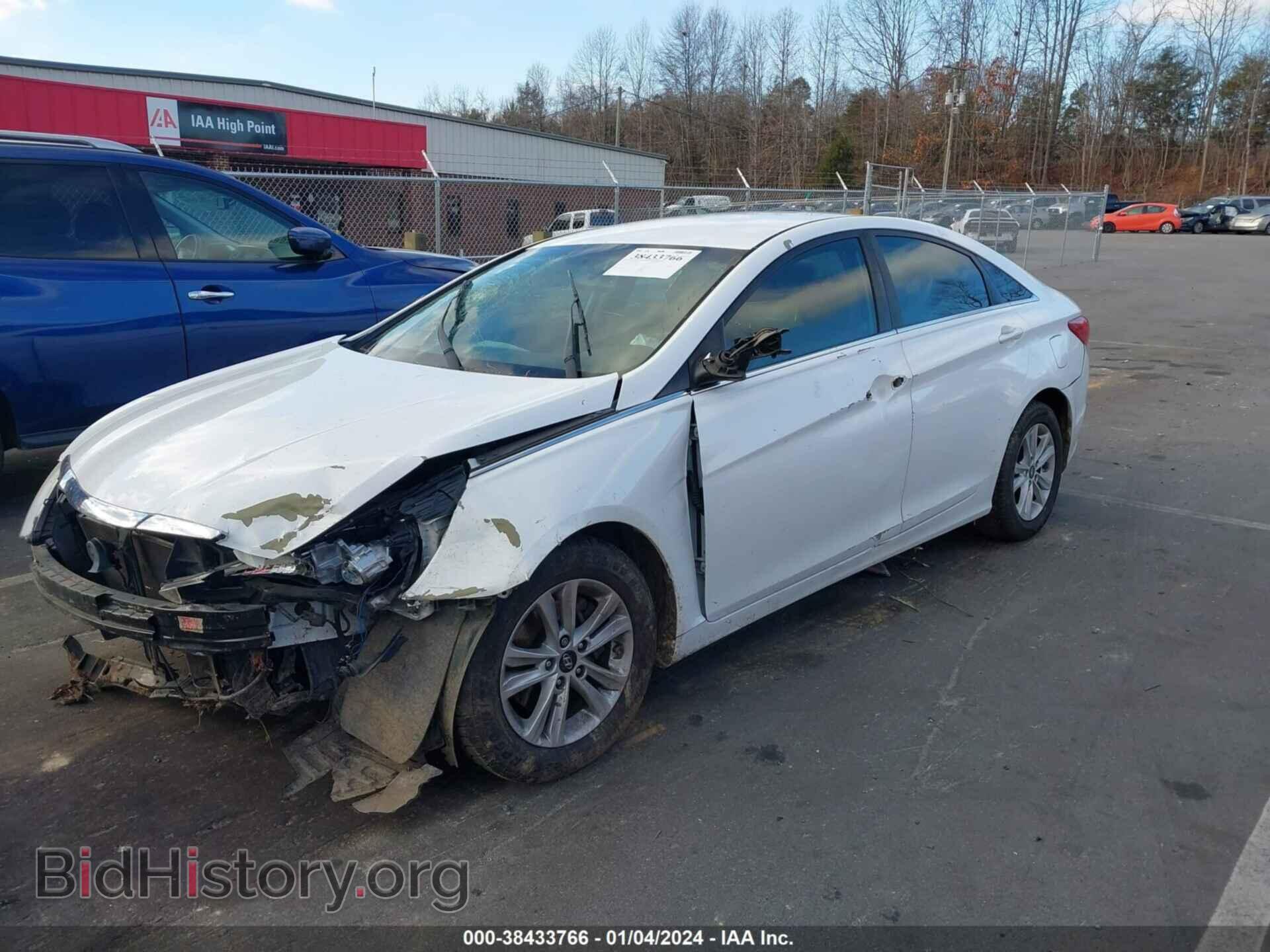 2013 HYUNDAI SONATA - VIN: 5NPEB4AC0DH686937 - Фото 2