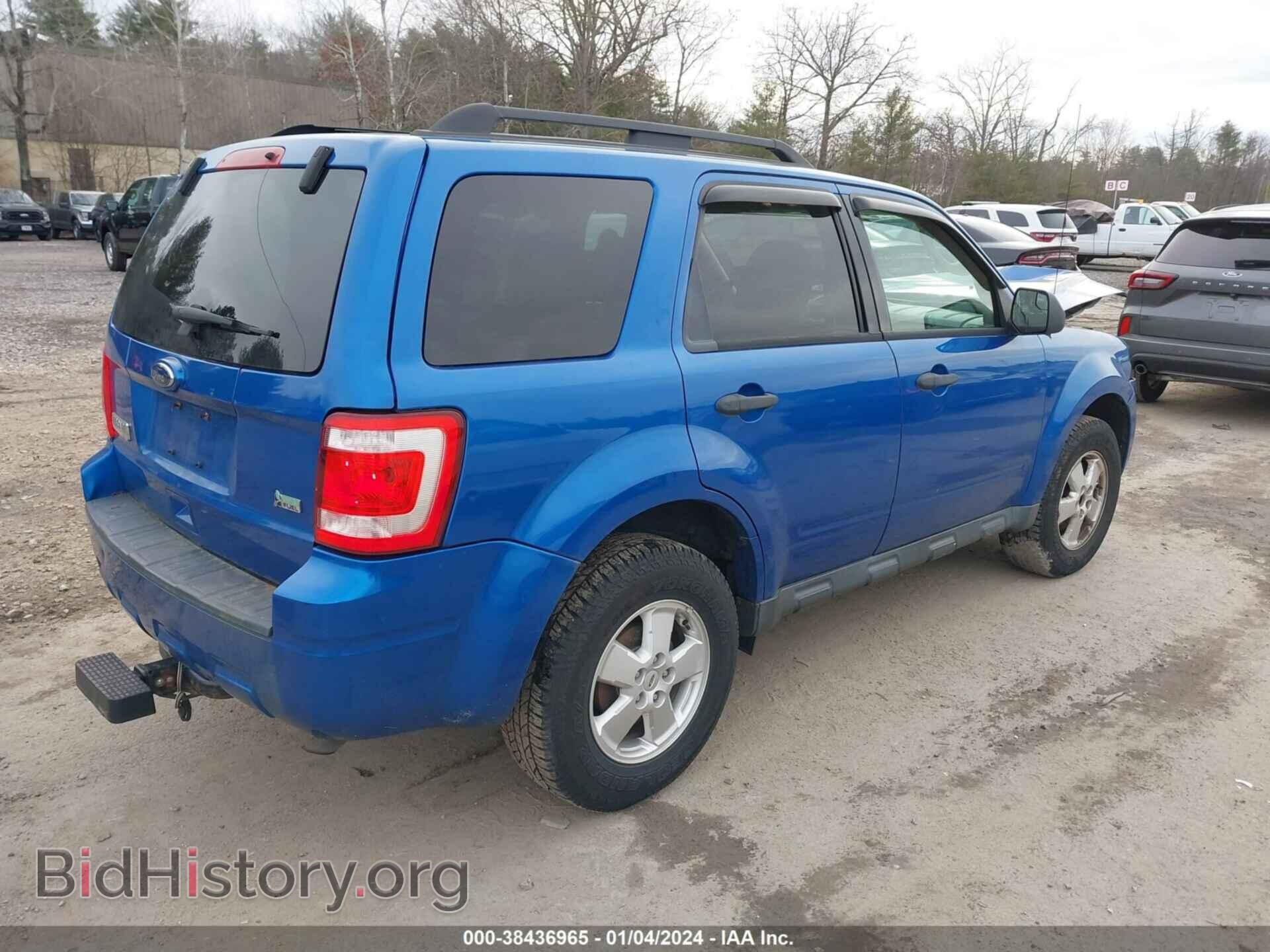 2011 FORD ESCAPE - VIN: 1FMCU9DG2BKA40967 - Фото 4