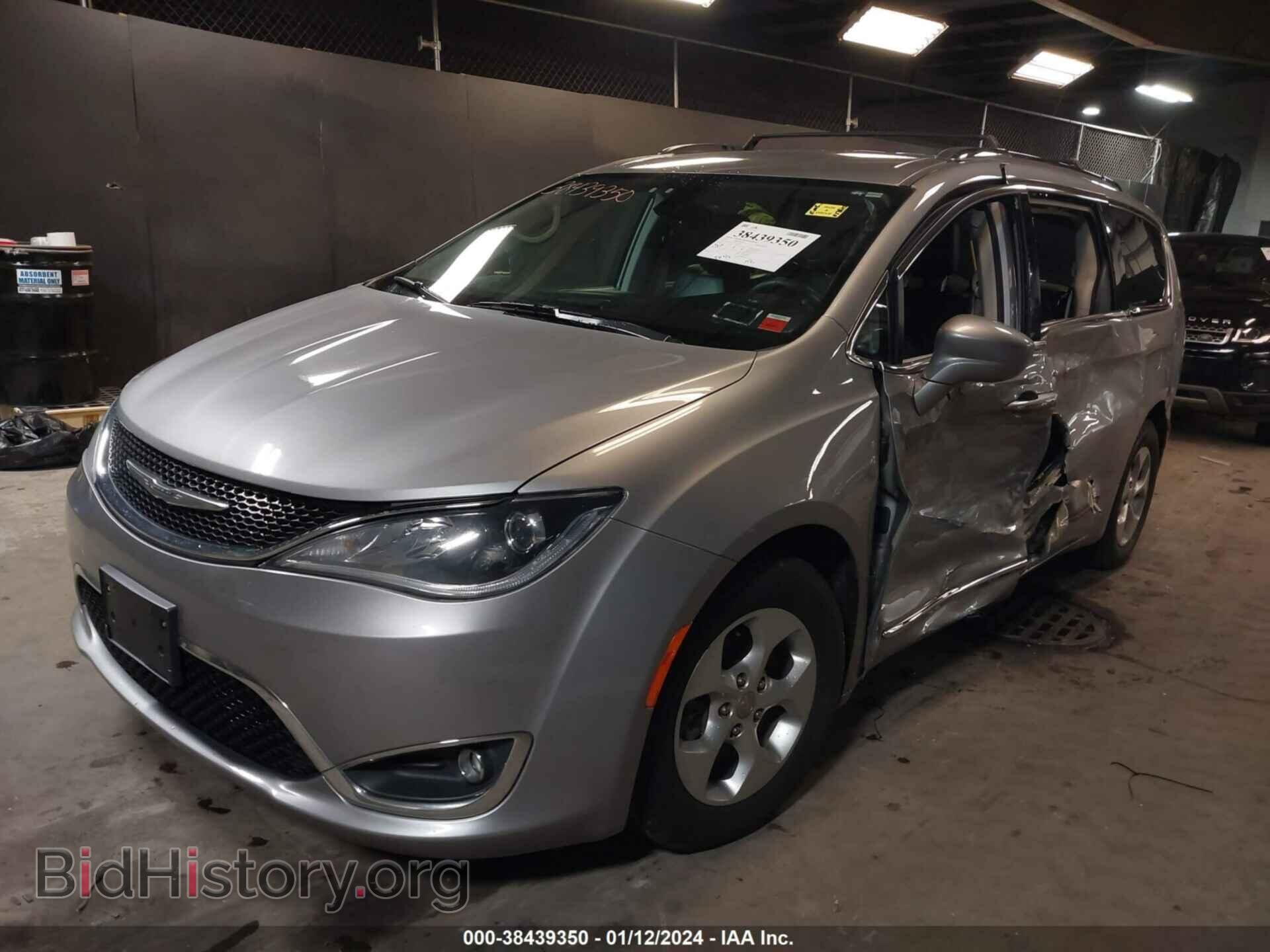 2017 CHRYSLER PACIFICA - VIN: 2C4RC1EG3HR528563 - Фото 2