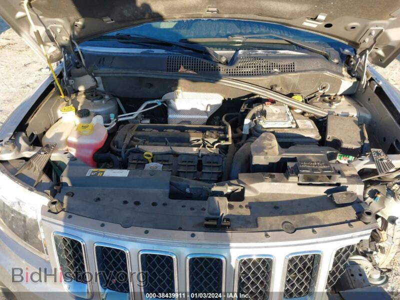 2015 Jeep COMPASS (VIN 1C4NJCBA2FD285005) — photo 10 of 11