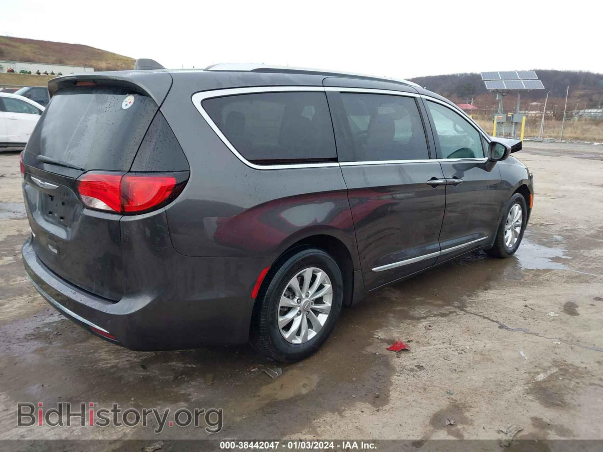2019 CHRYSLER PACIFICA - VIN: 2C4RC1BG0KR686757 - Photo 4