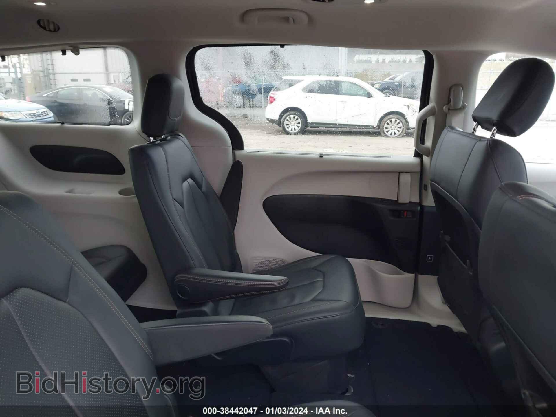 2019 CHRYSLER PACIFICA - VIN: 2C4RC1BG0KR686757 - Photo 8